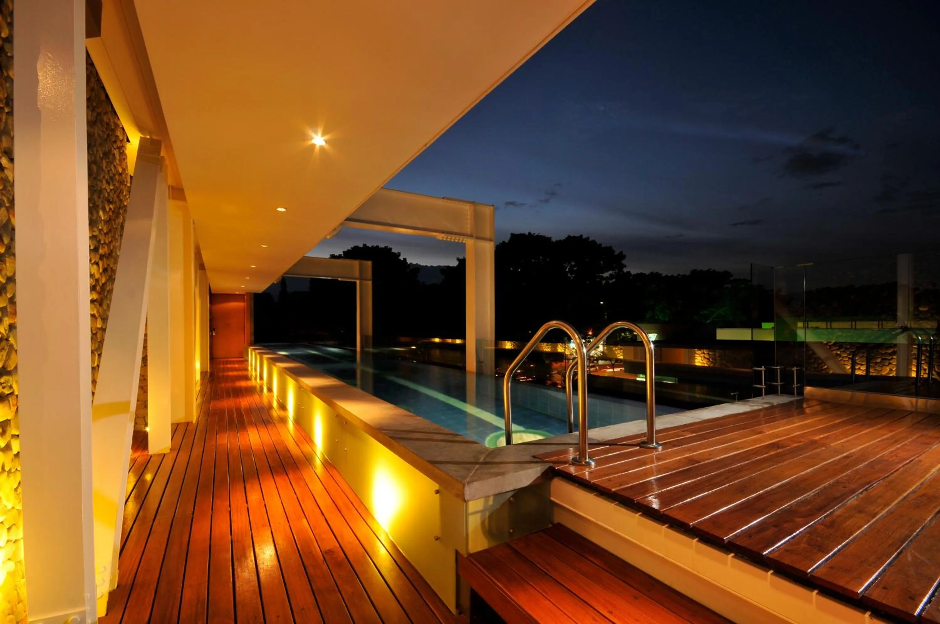 Swimming pool in AcquaSanta Lofts Hotel