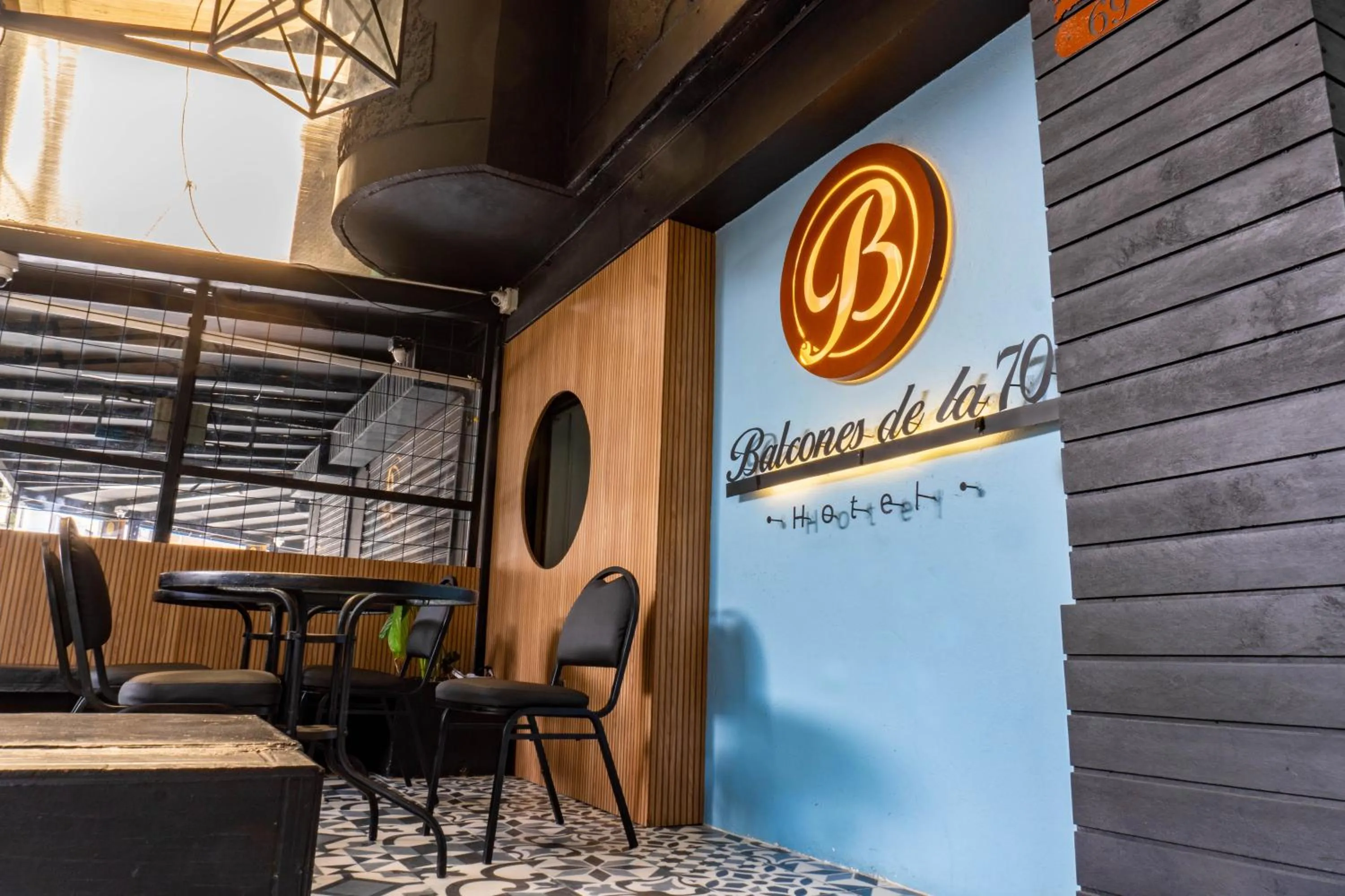 Restaurant/places to eat in Ayenda 1228 Balcones de la 70