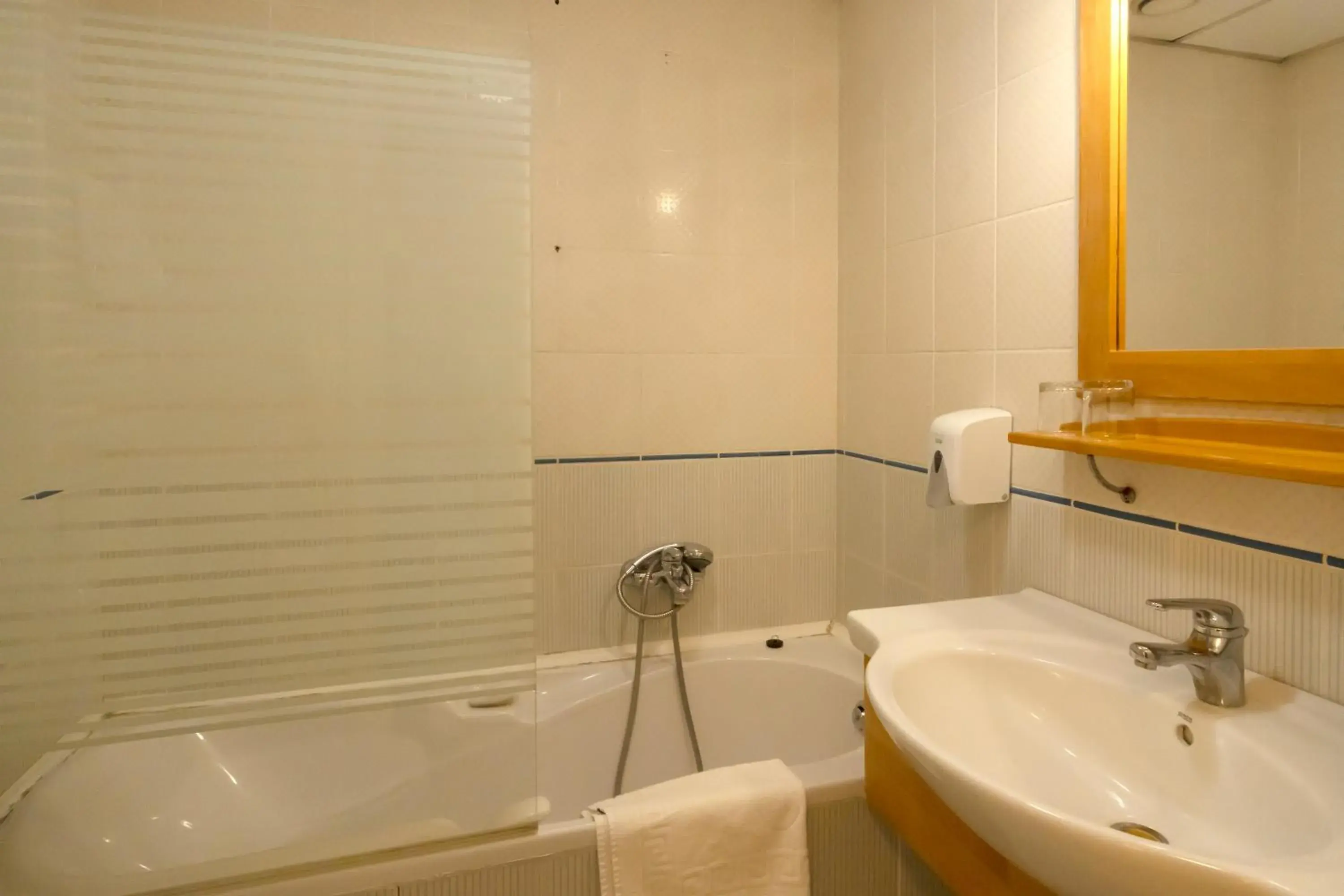 Standard Twin Room in Korona Hotel Standard Twin Room in Korona Hotel