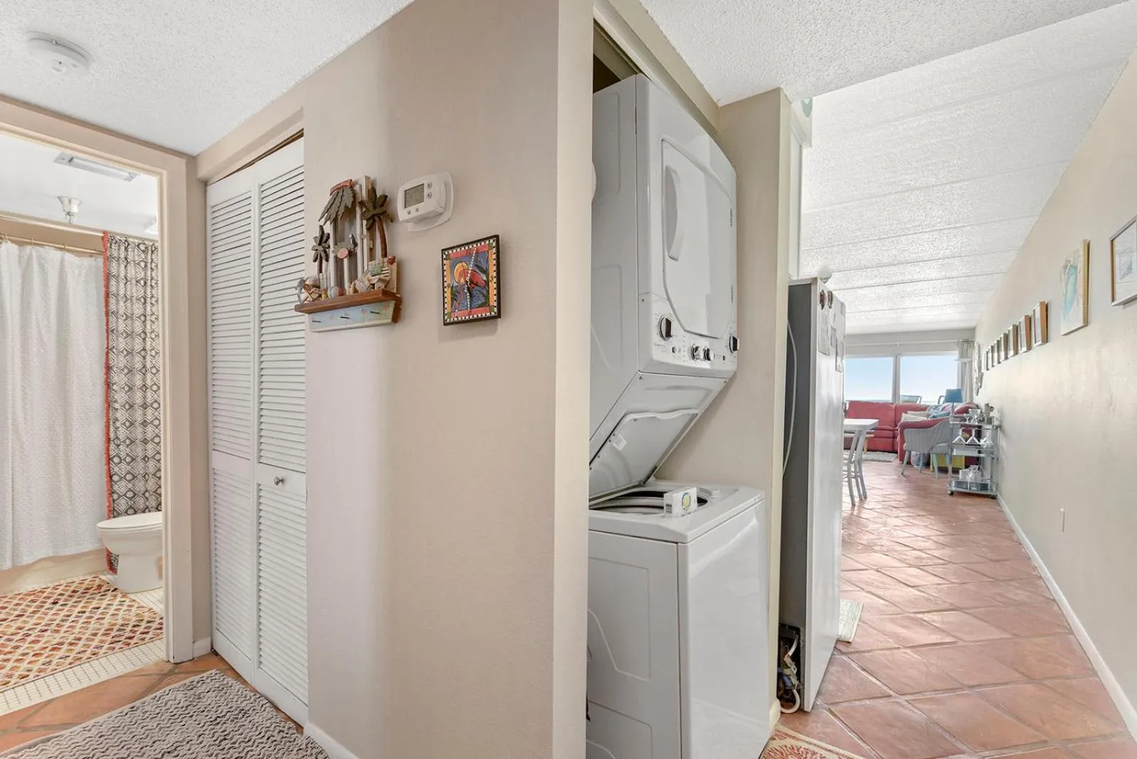 Kitchen or kitchenette in Jacksonville Beachdrifter 403