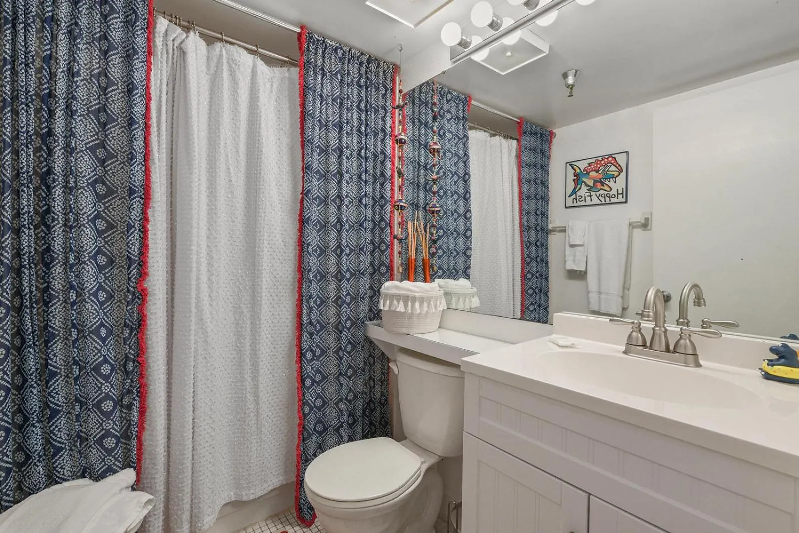 Bathroom in Jacksonville Beachdrifter 403