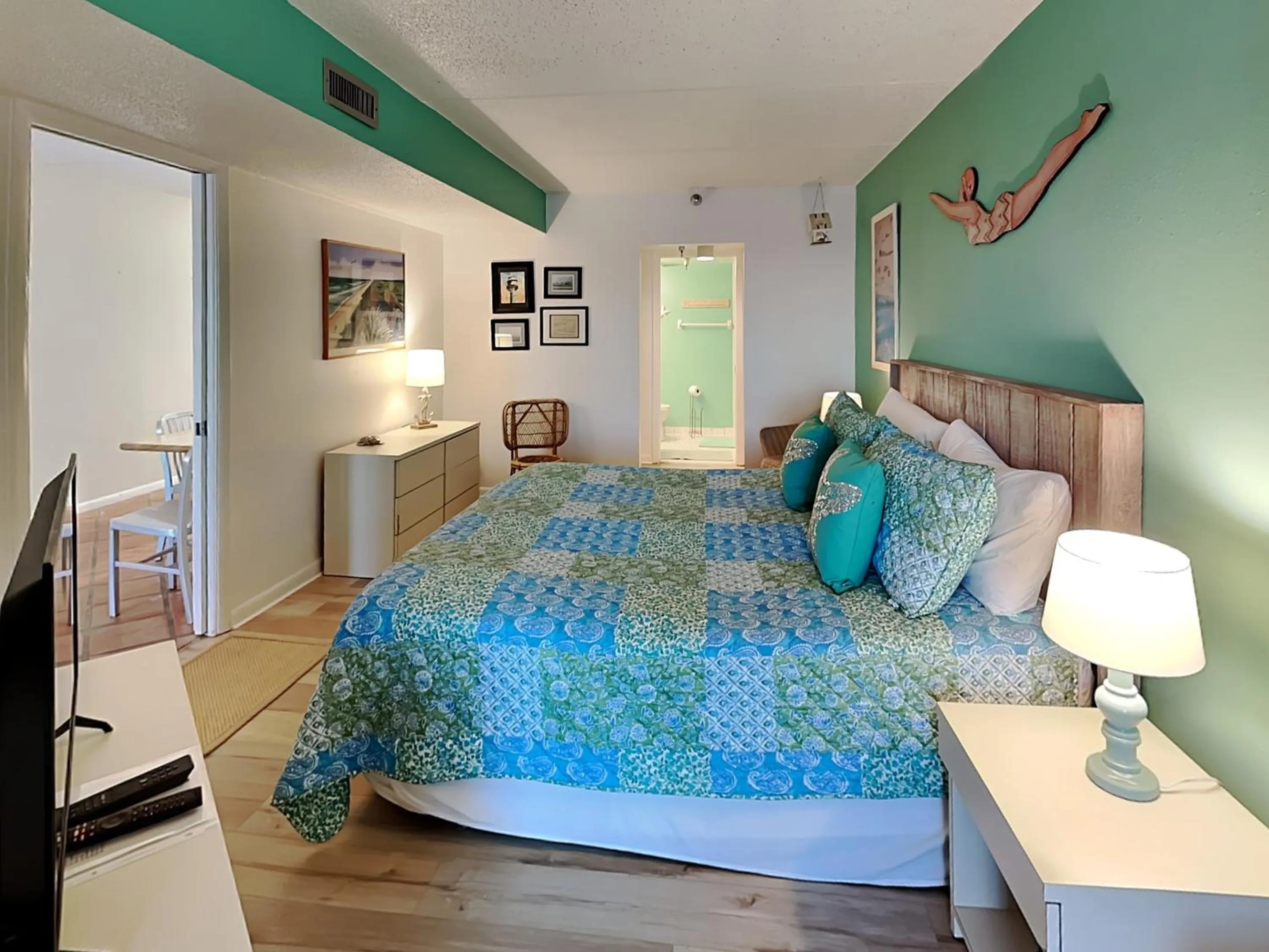 Bed in Jacksonville Beachdrifter 403