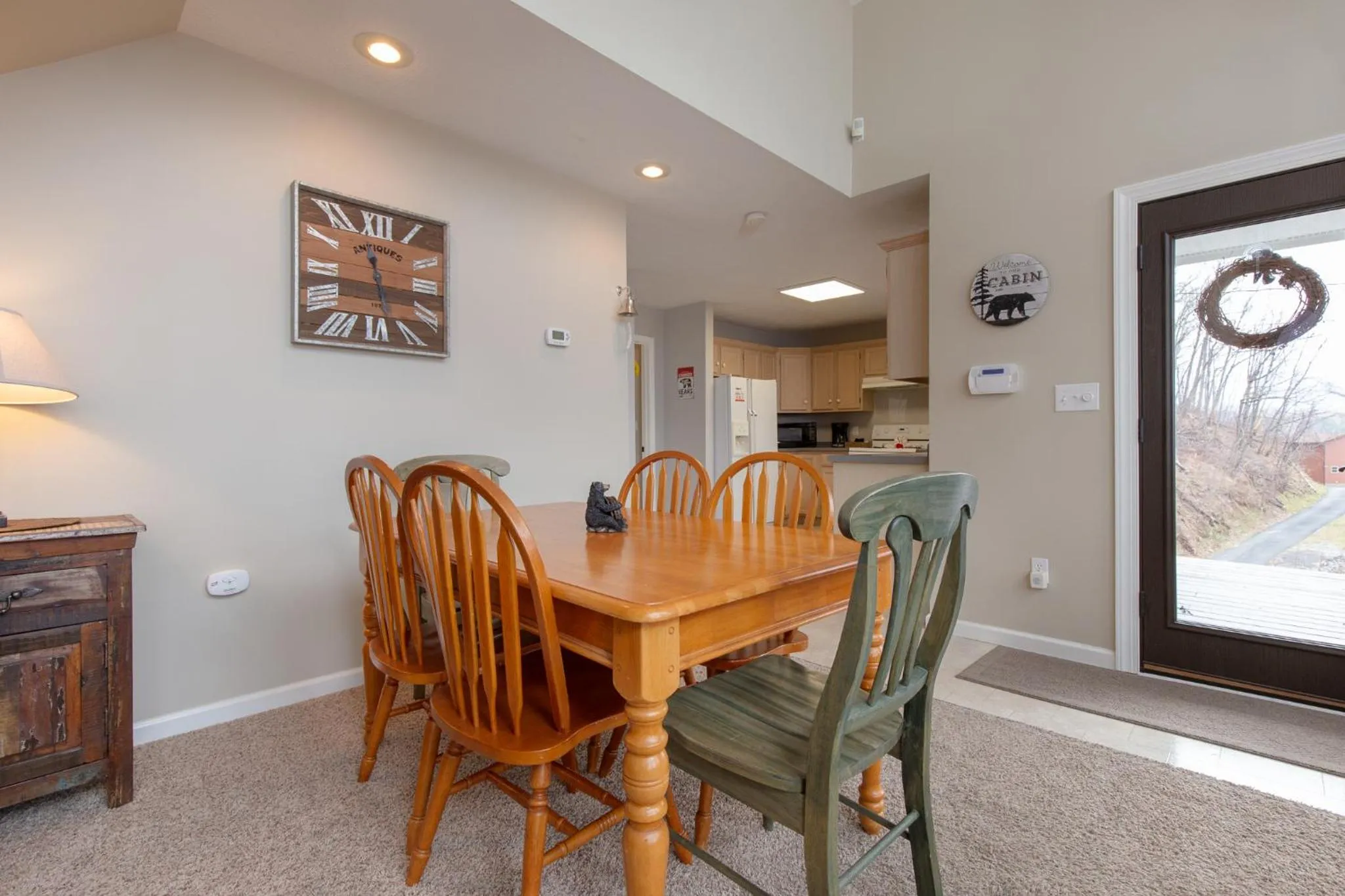 Living room in Kickback Kabin