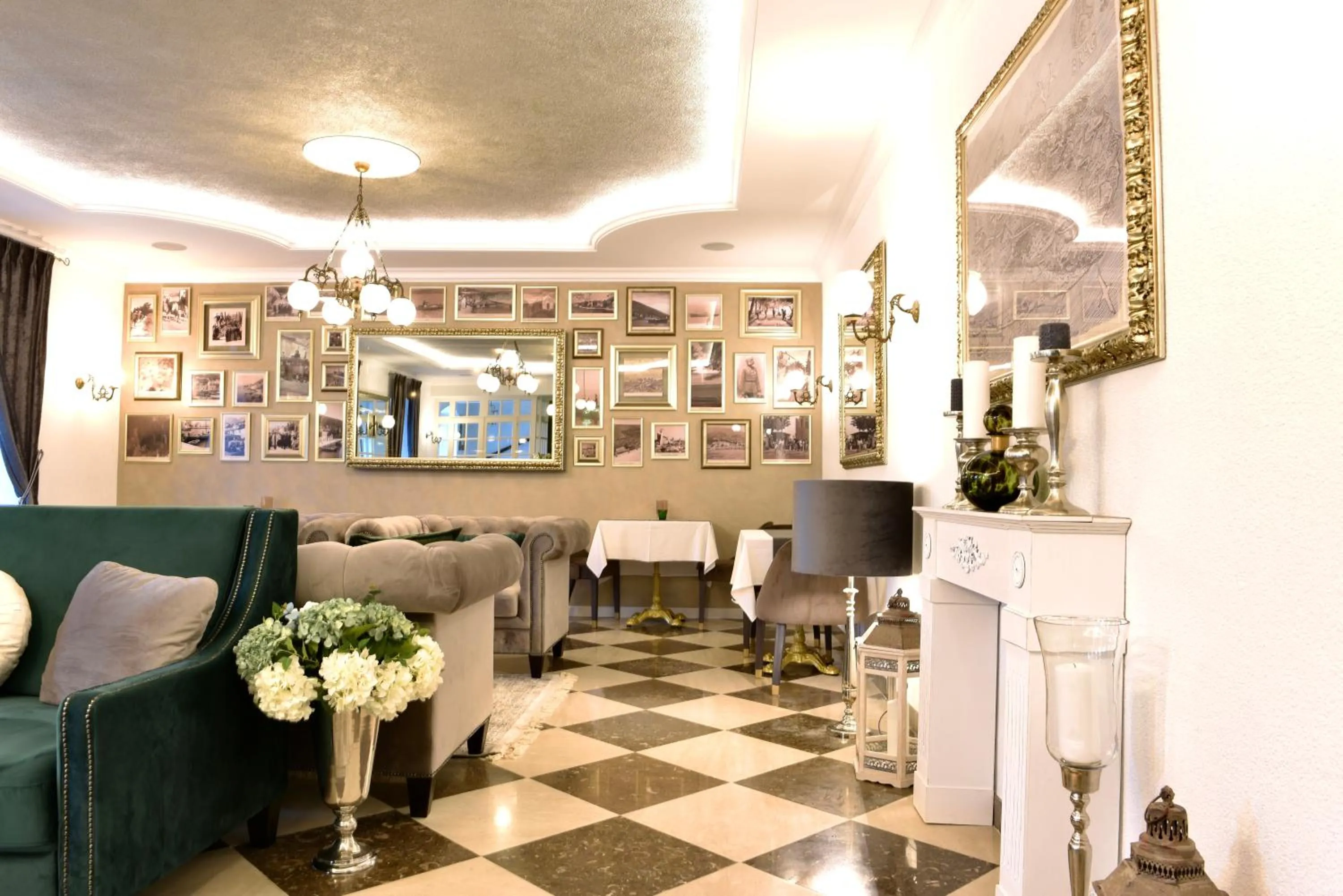 Lobby or reception in Villa Giardino Heritage Boutique Hotel Bol