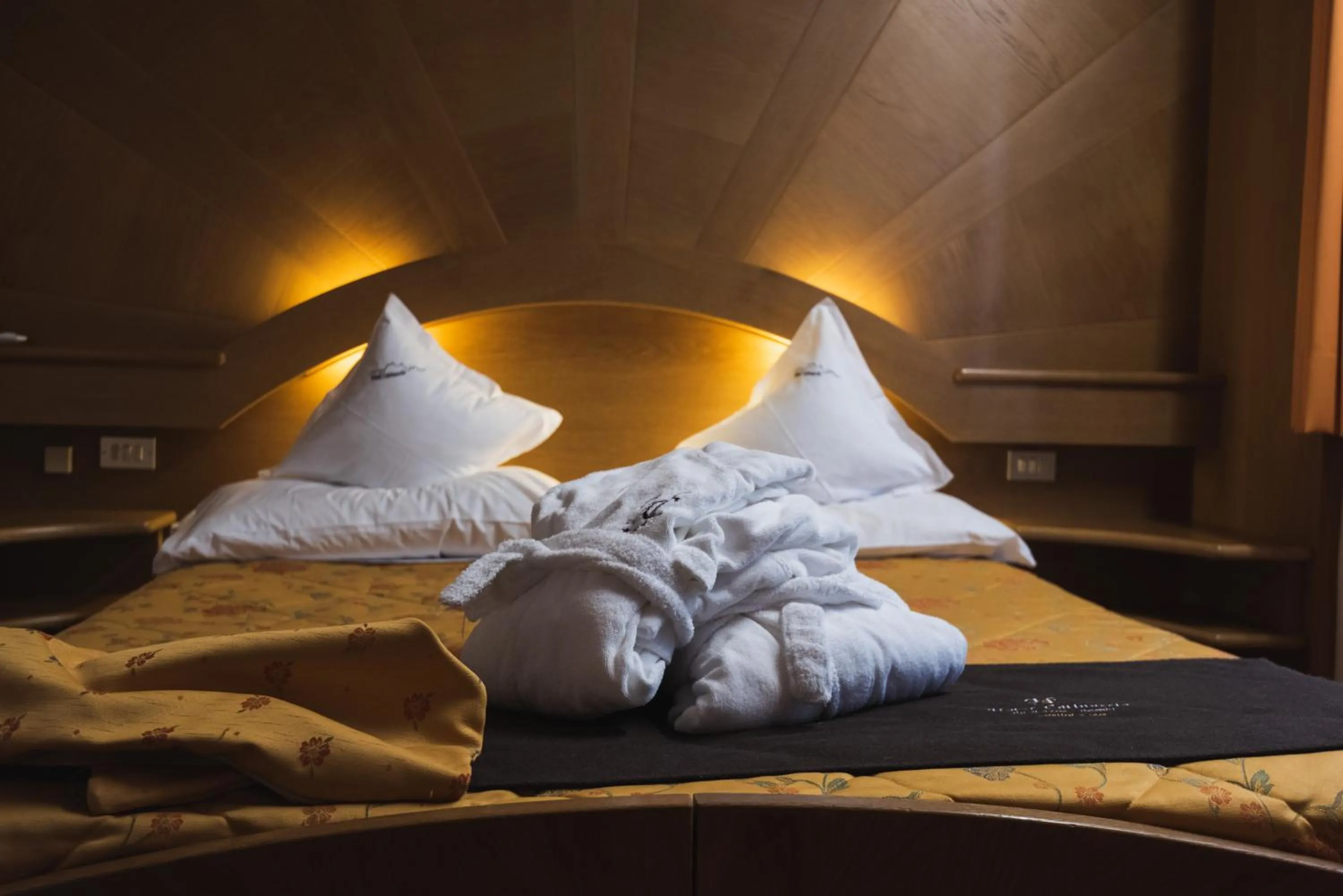 Bed in Hotel Catinaccio