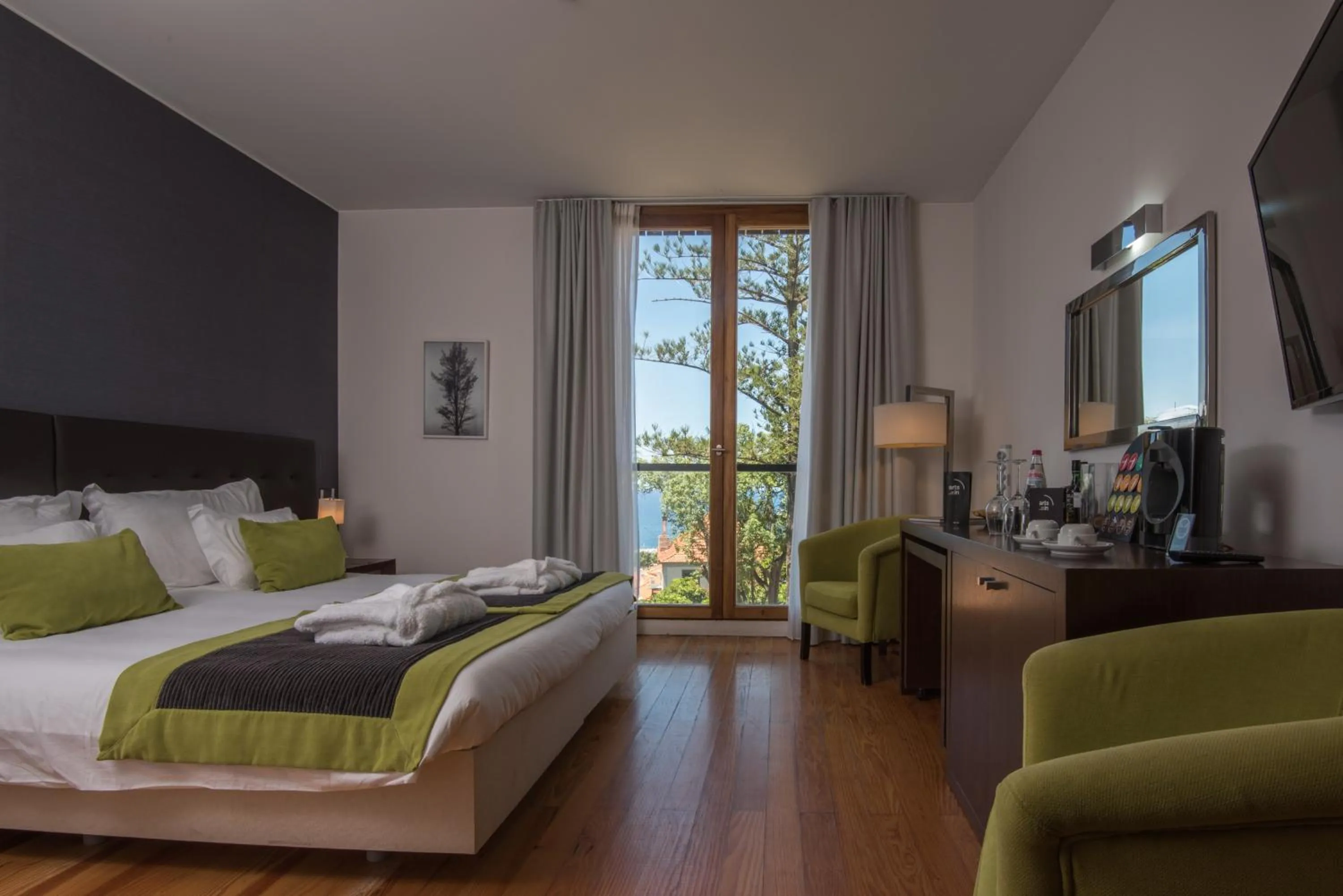 Bed in ARTS IN Hotel Conde Carvalhal