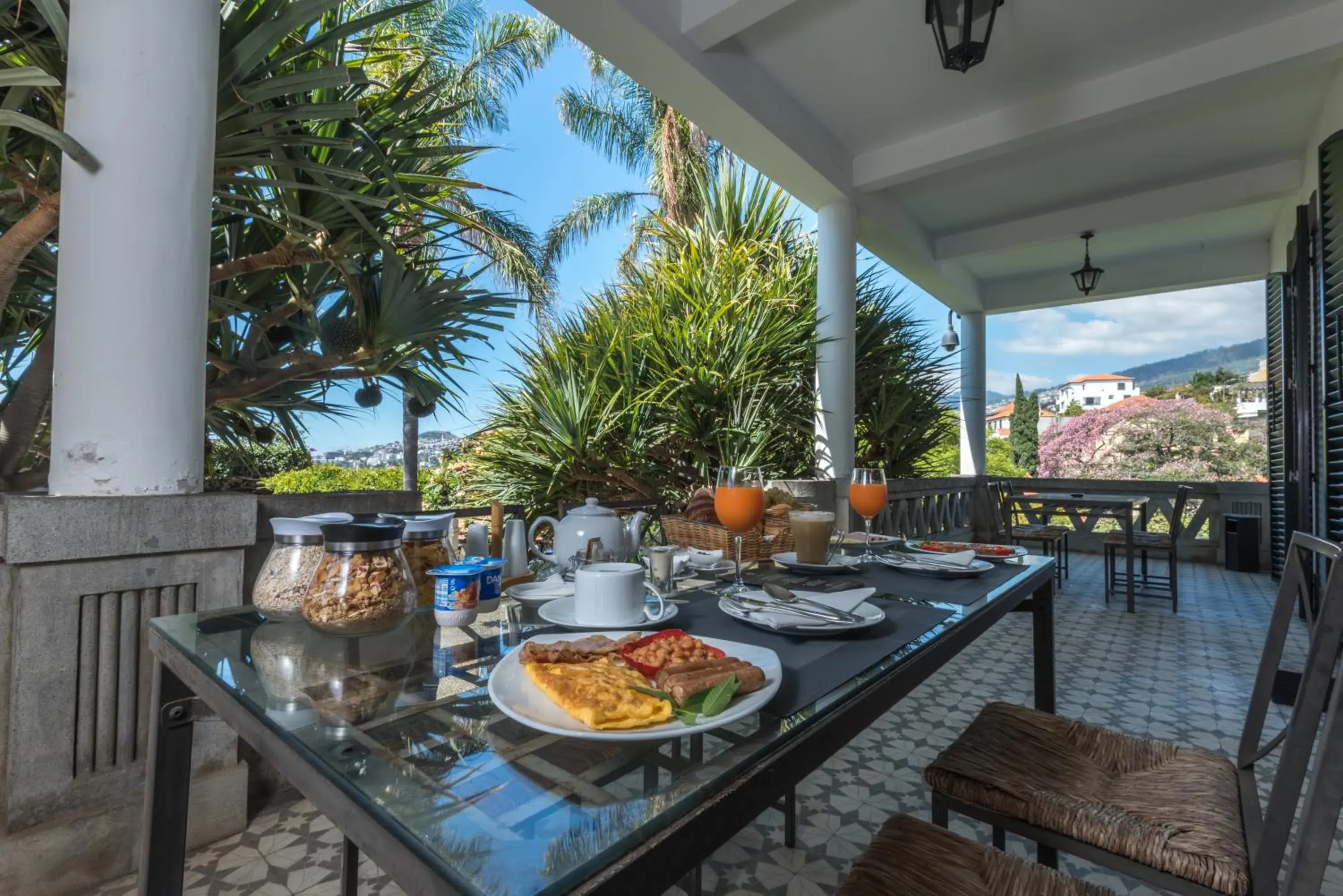 English/Irish breakfast in ARTS IN Hotel Conde Carvalhal English/Irish breakfast in ARTS IN Hotel Conde Carvalhal