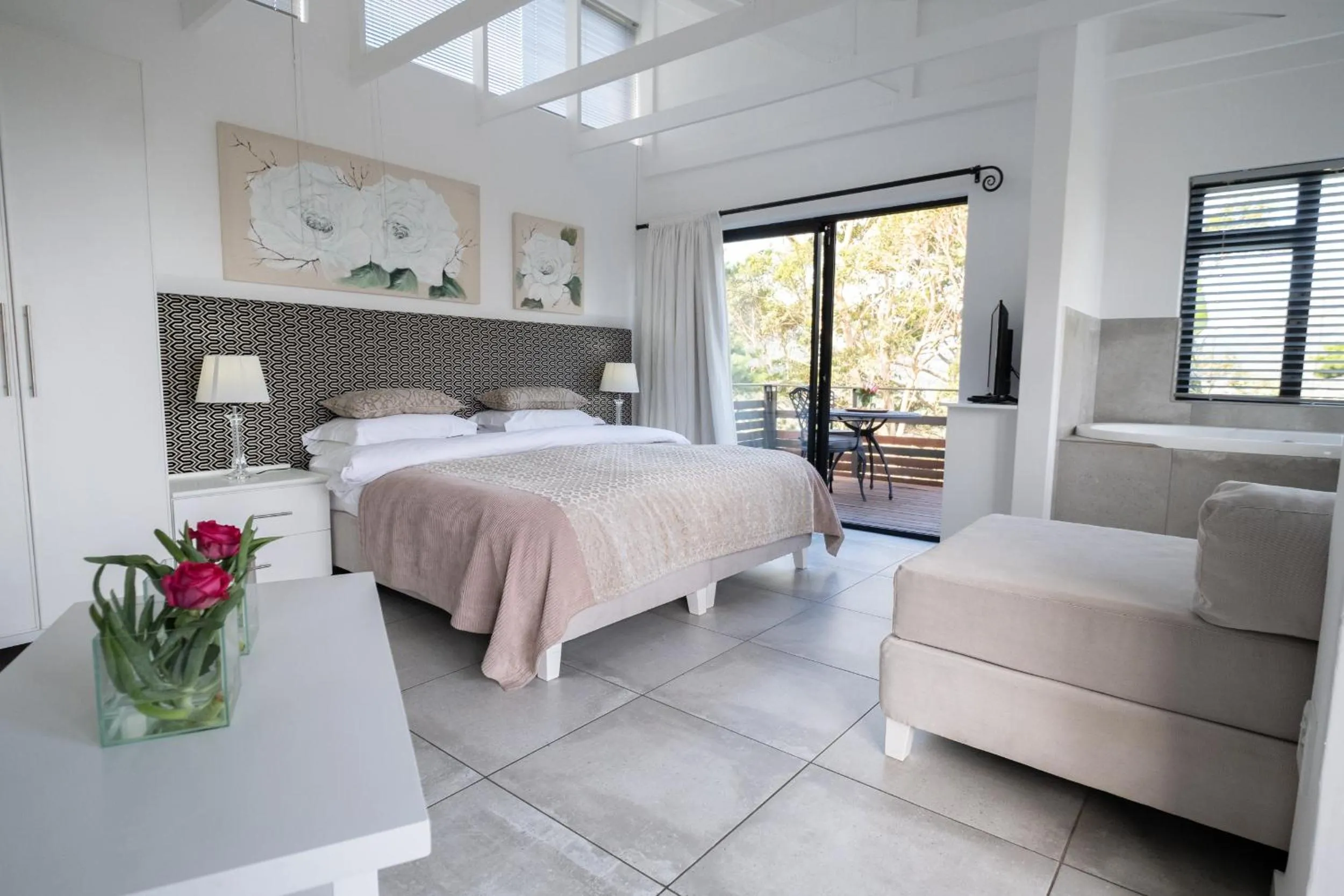 Photo of the whole room, Bed in Dreamhouse Guest House