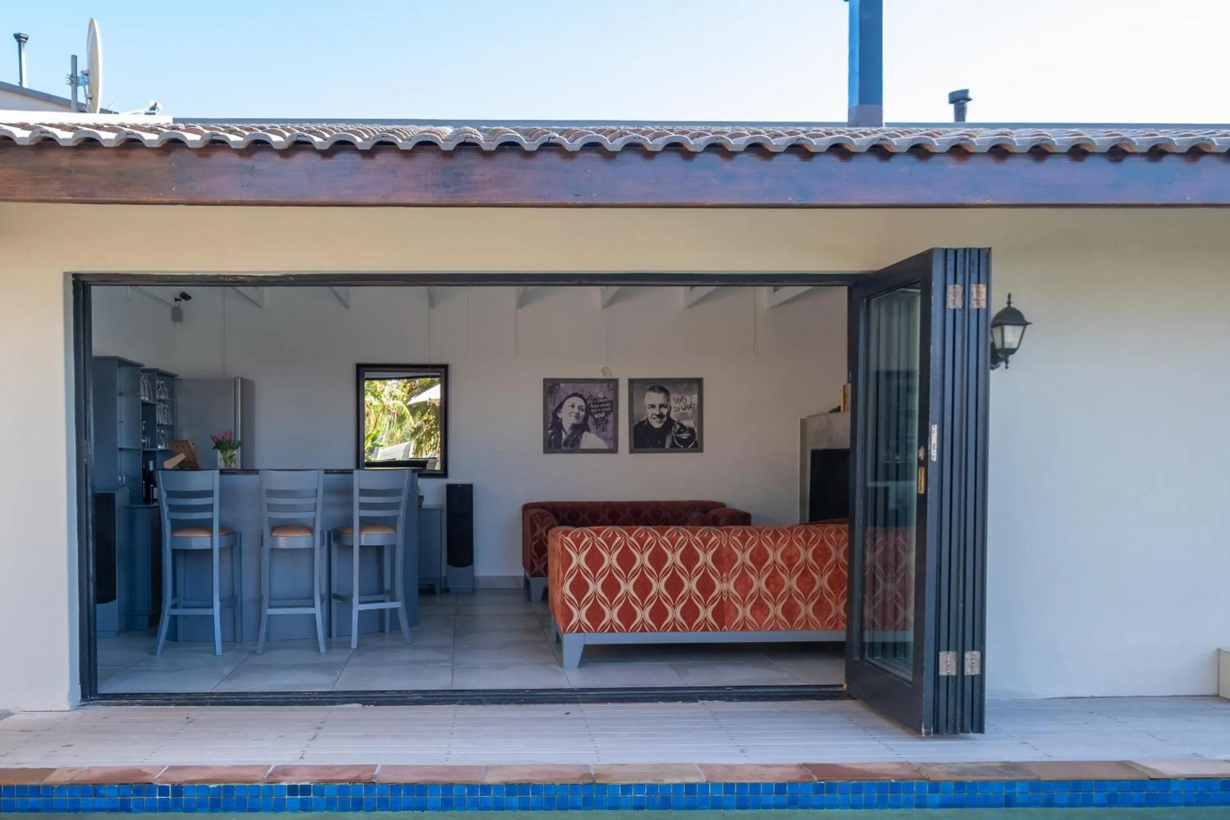 Lounge or bar in Dreamhouse Guest House