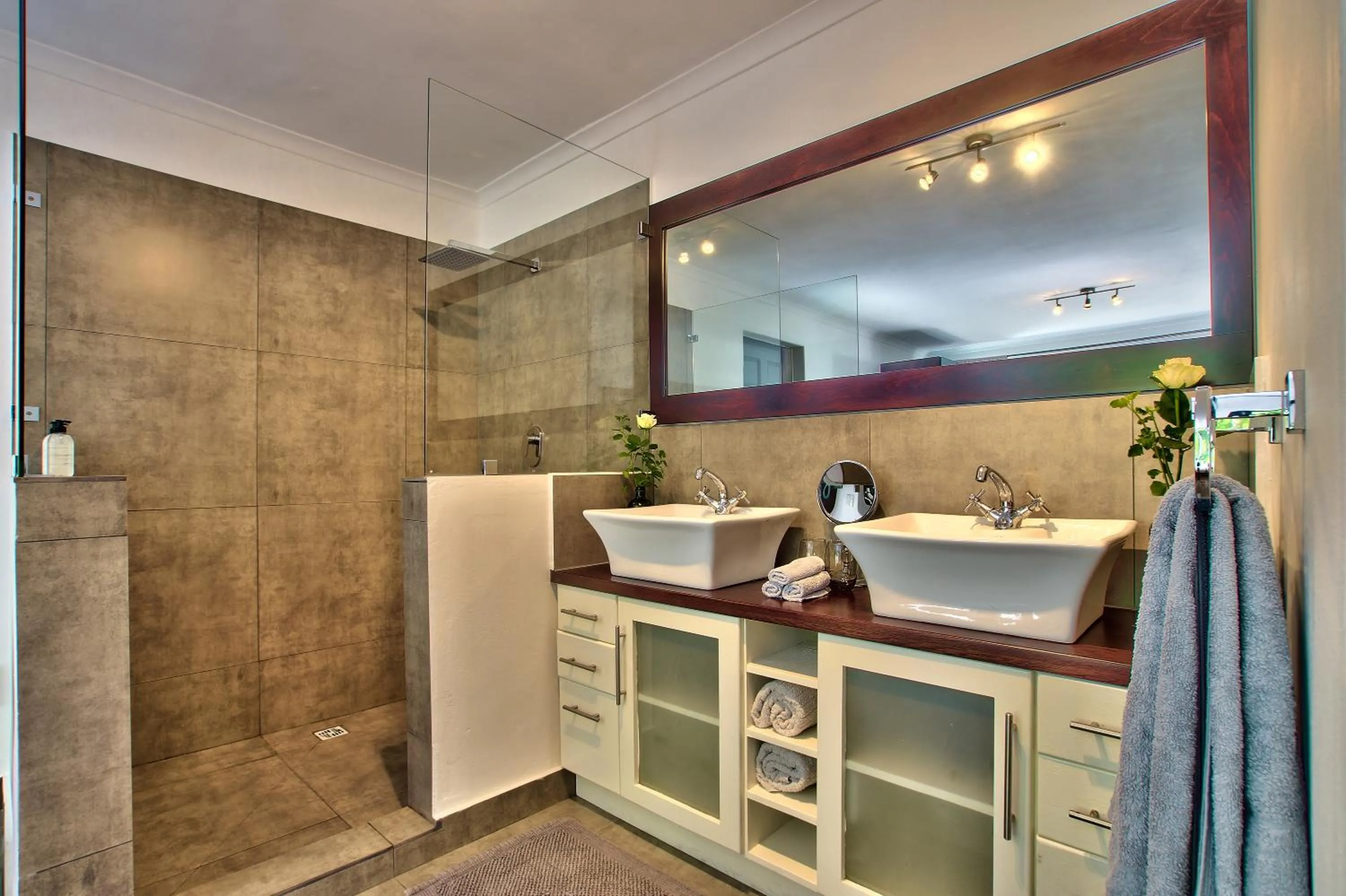 Bathroom in Dreamhouse Guest House