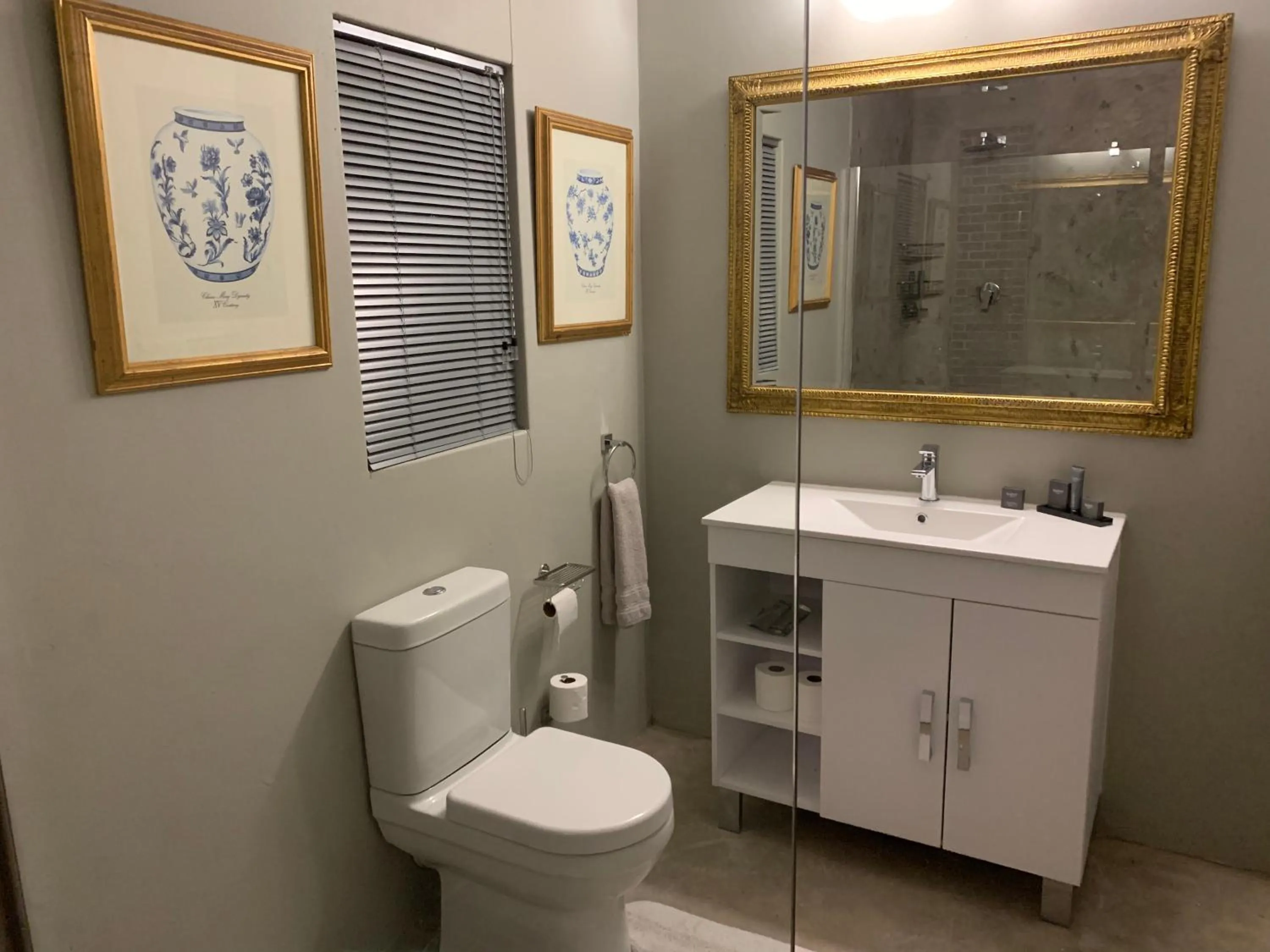 Bathroom in Cavalo Guesthouse & Equestrian Estate