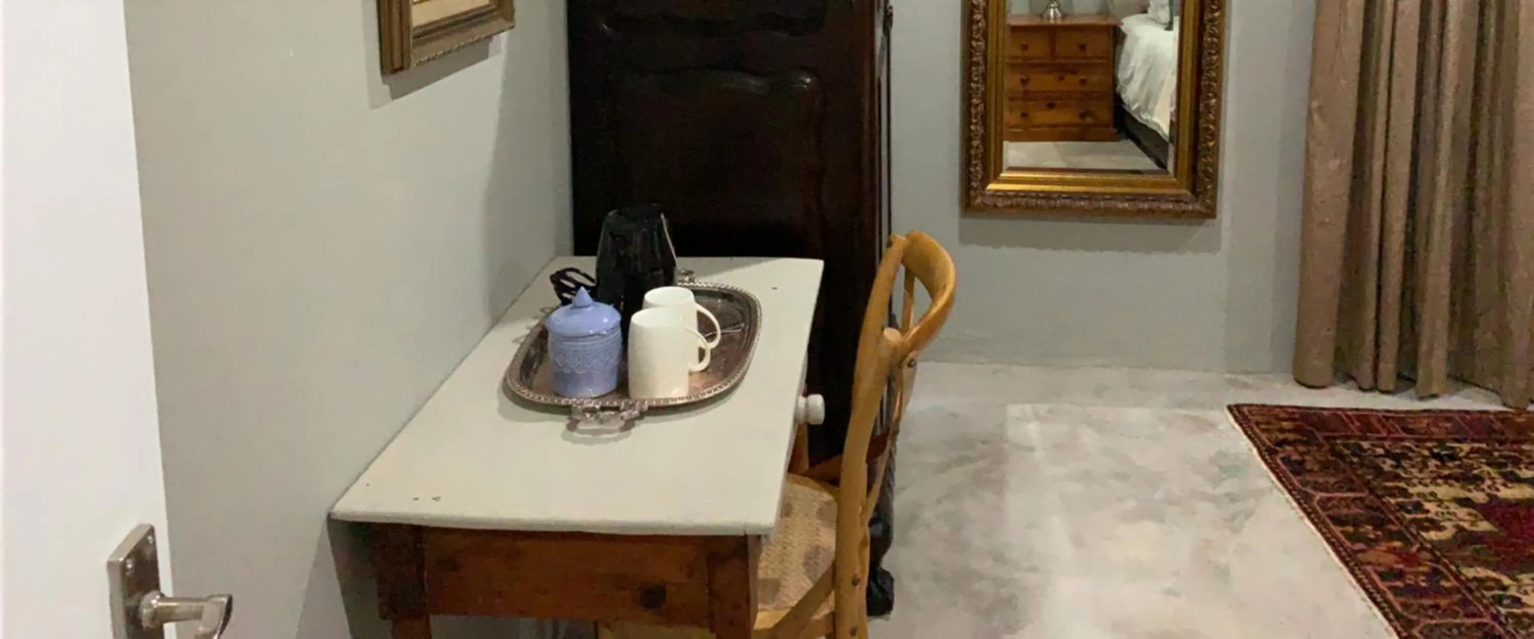 Coffee/tea facilities in Cavalo Guesthouse & Equestrian Estate
