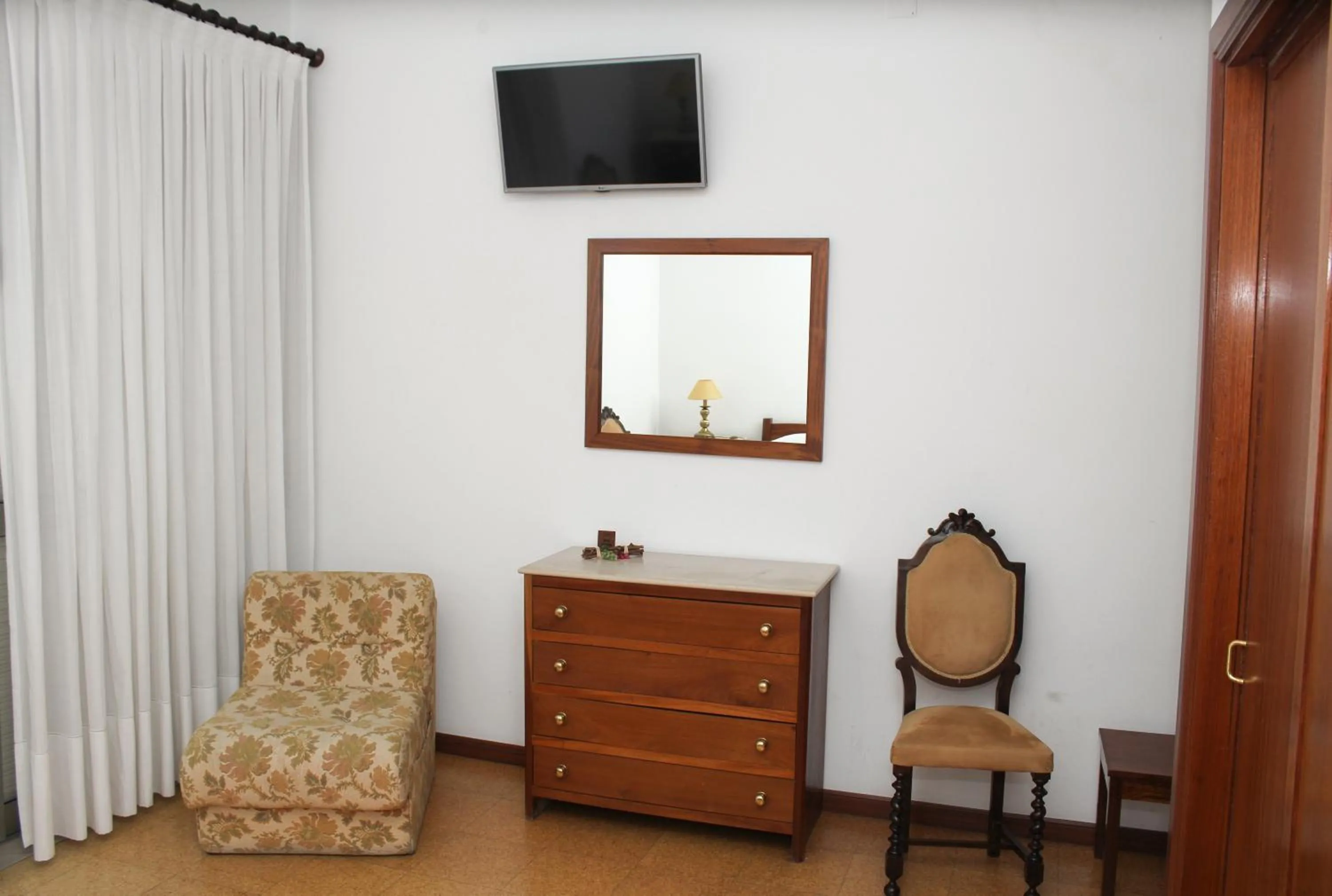 Hotel Oasis