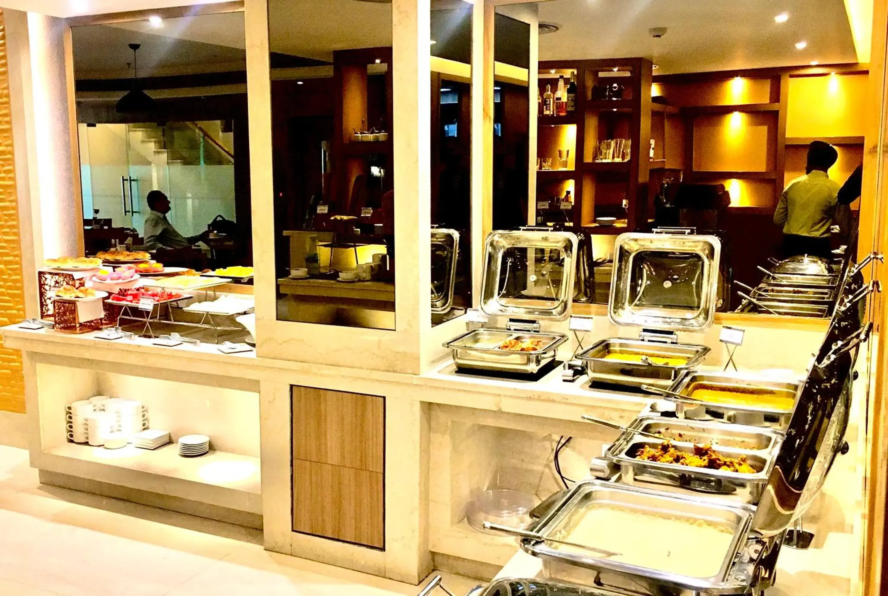 Continental breakfast in SureStay Plus by Best Western Amritsar Continental breakfast in SureStay Plus by Best Western Amritsar