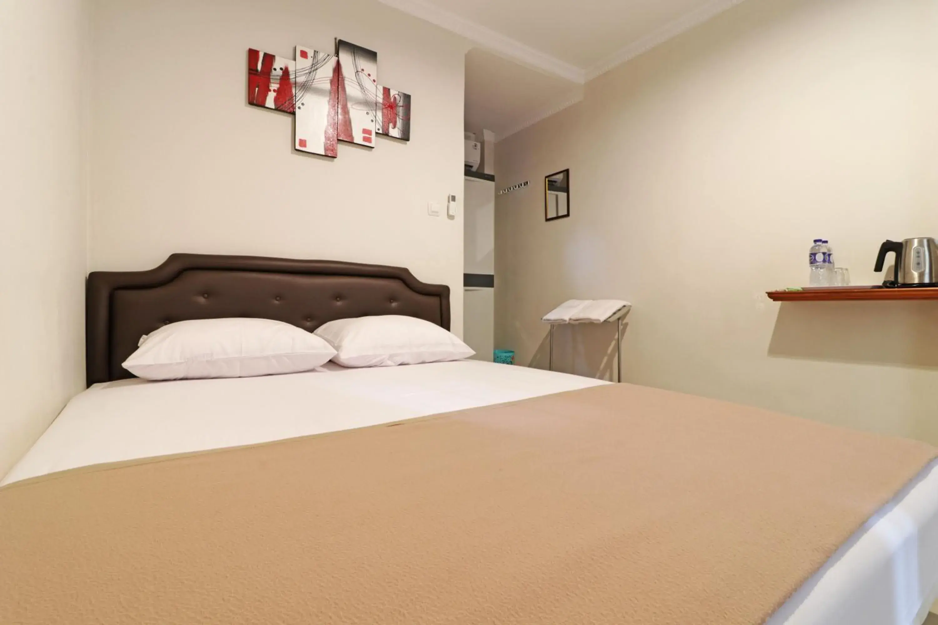 Bed in Wisma Surya Bed in Wisma Surya