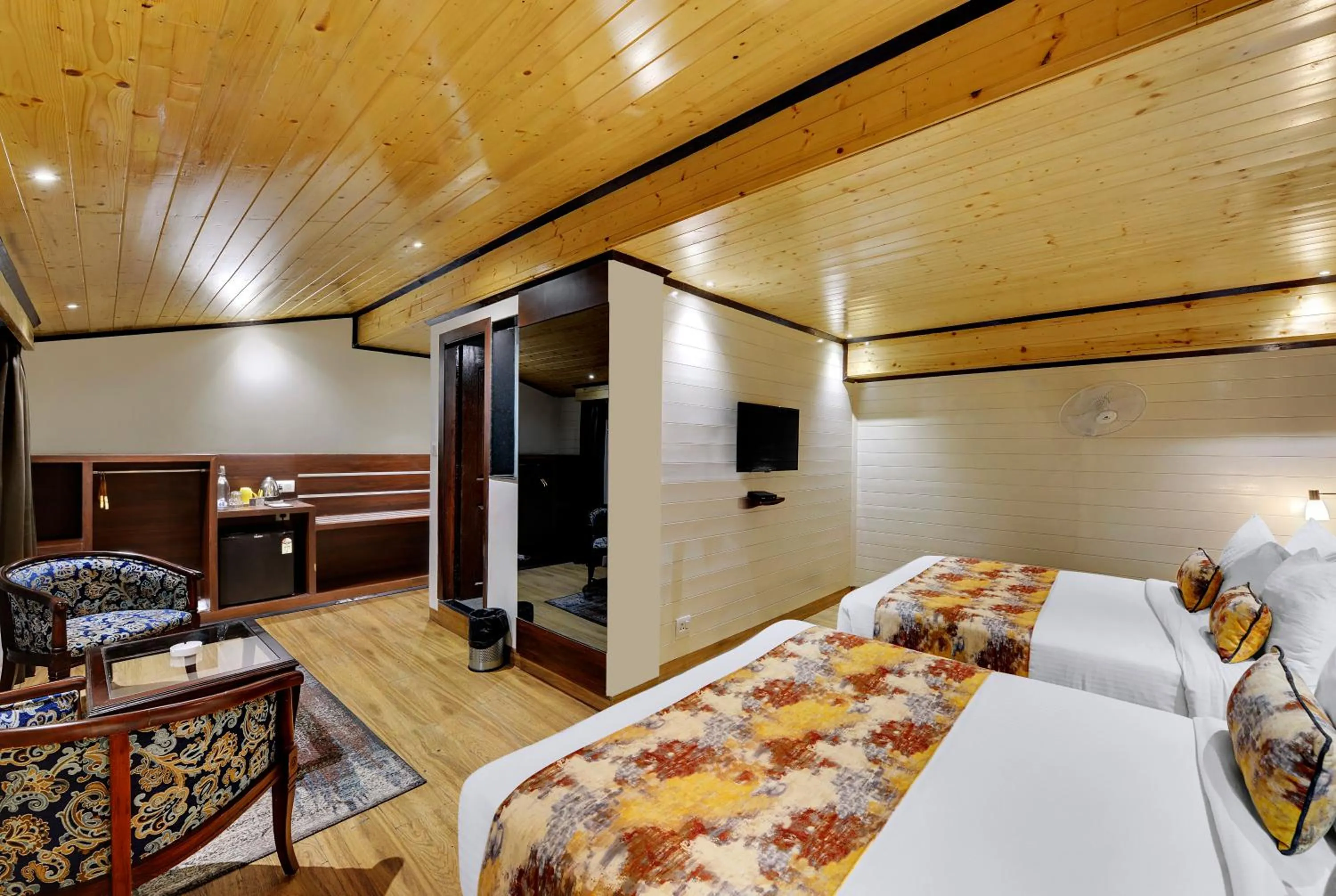 Bed in Yashshree Mall Road Darjeeling