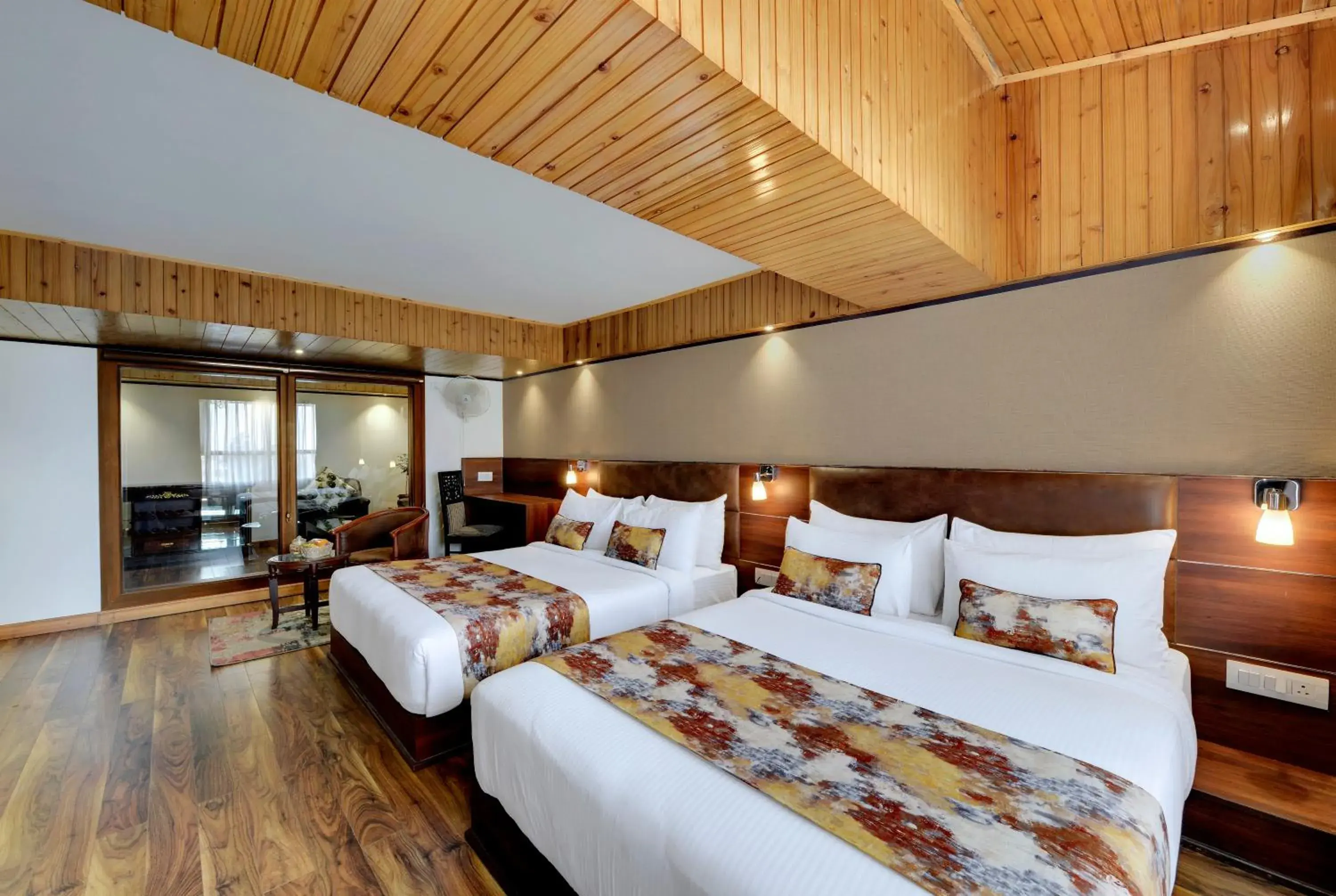 Suite in Yashshree Mall Road Darjeeling Suite in Yashshree Mall Road Darjeeling