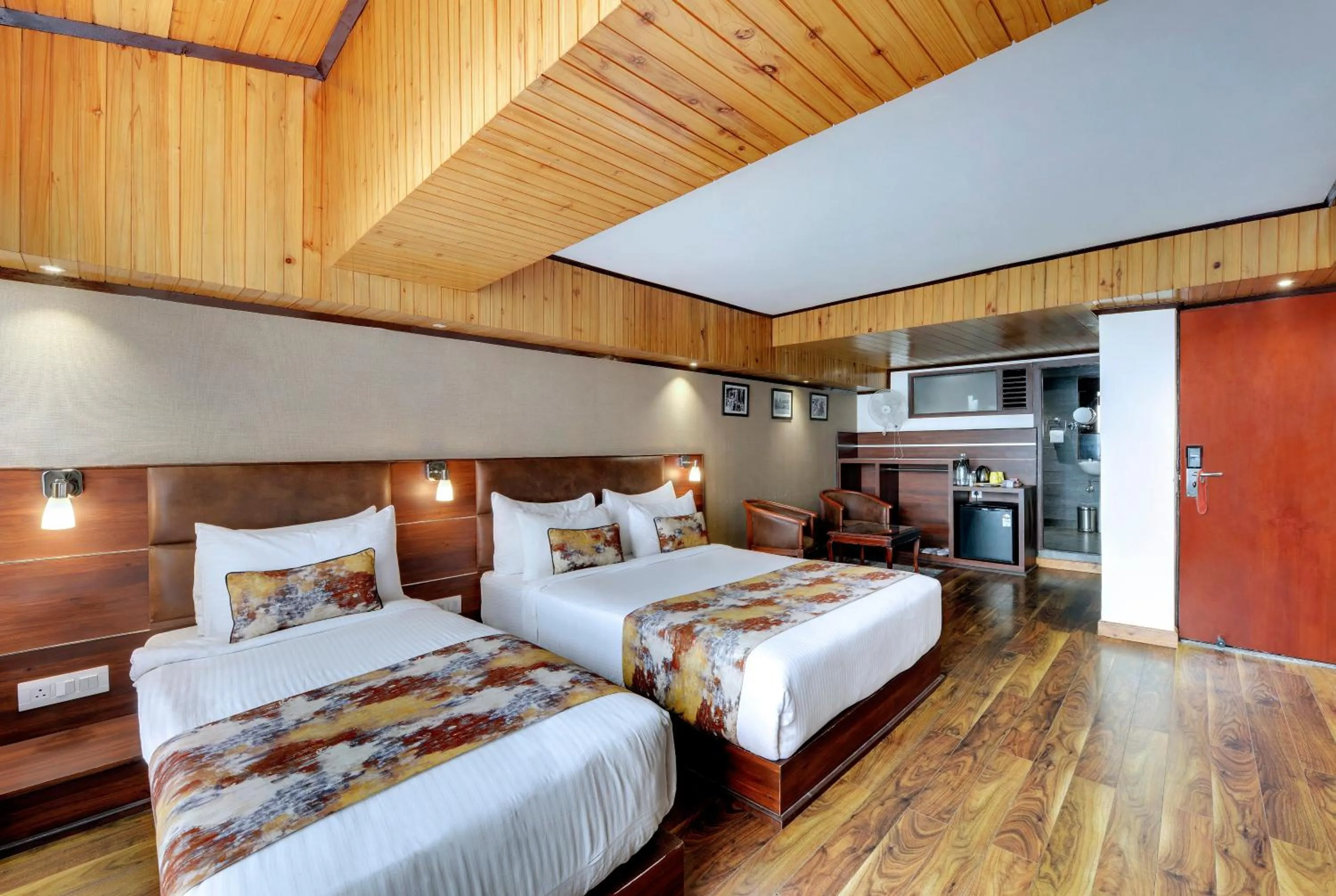 Bed in Yashshree Mall Road Darjeeling