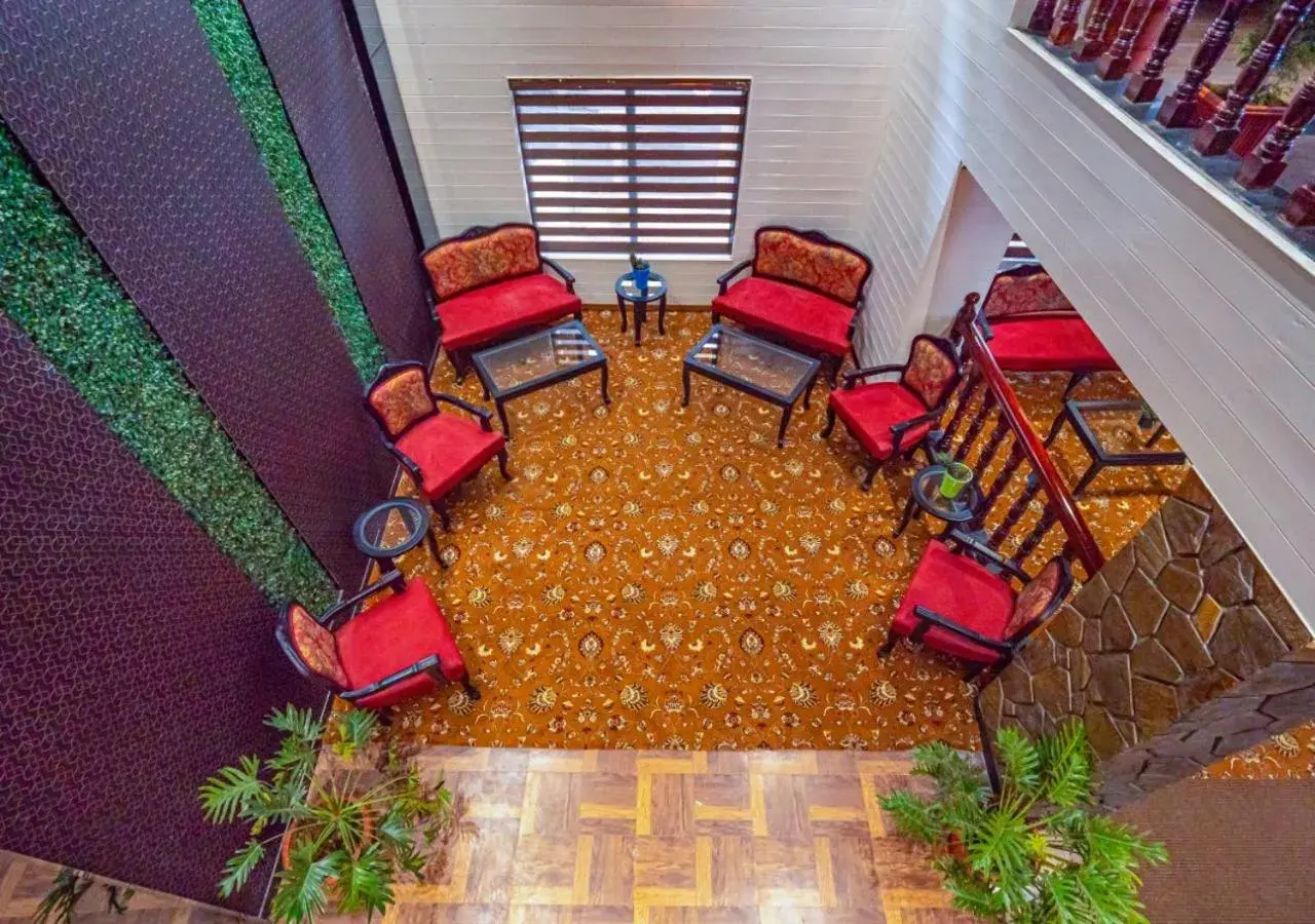 Lobby or reception in Yashshree Mall Road Darjeeling Lobby or reception in Yashshree Mall Road Darjeeling
