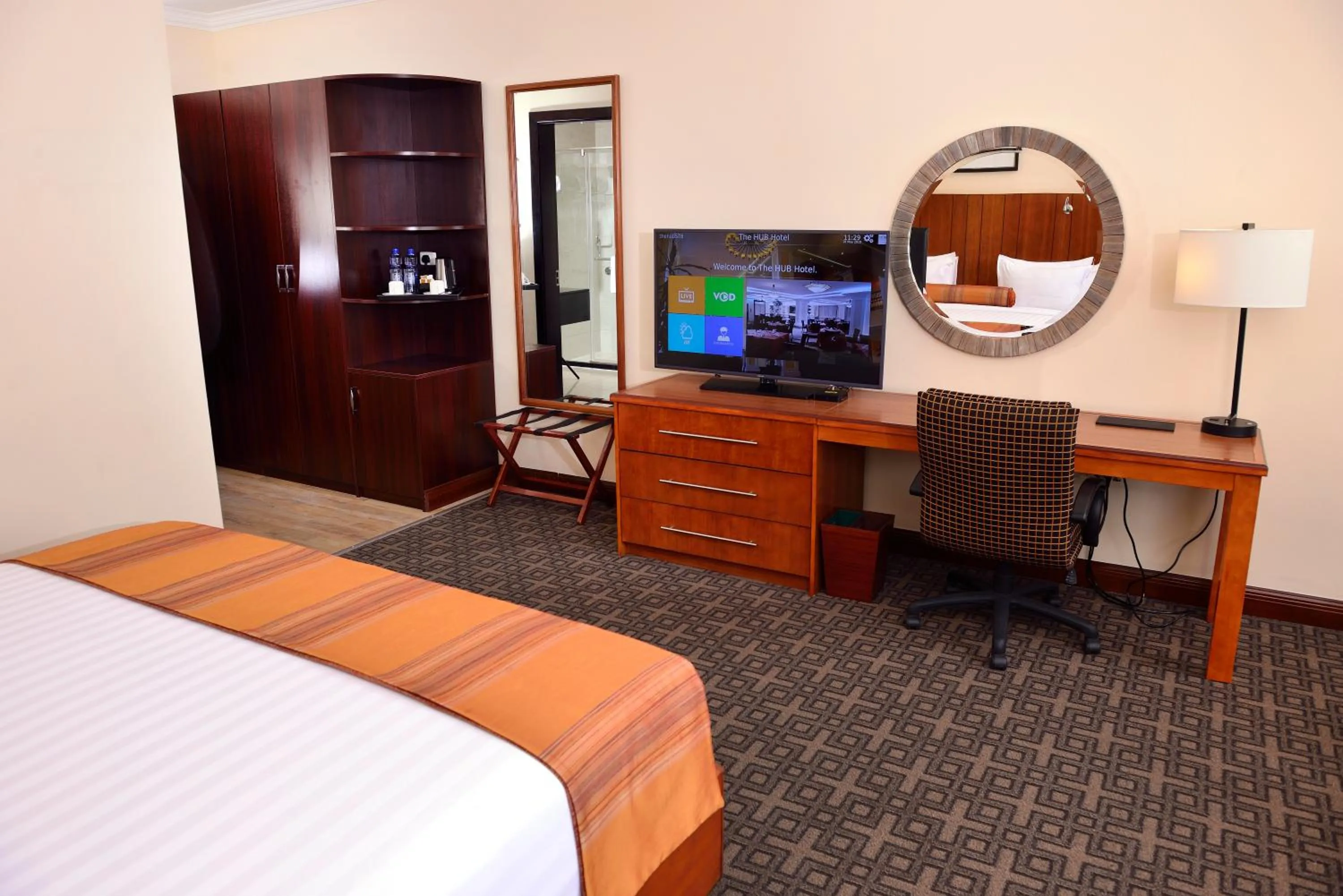 TV and multimedia, Bed in The HUB Hotel