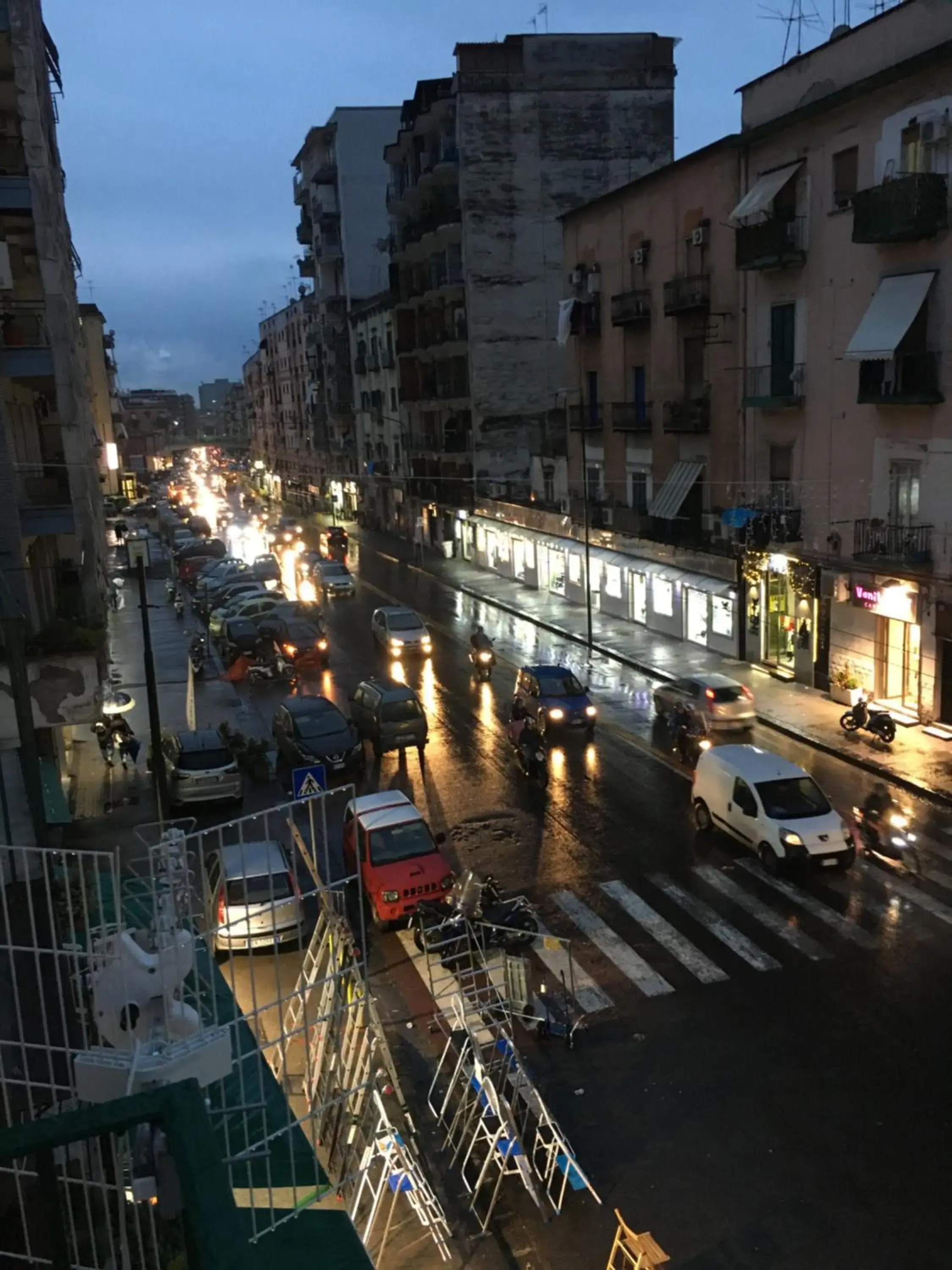 Na tazzulel e cafe Na tazzulel e cafe