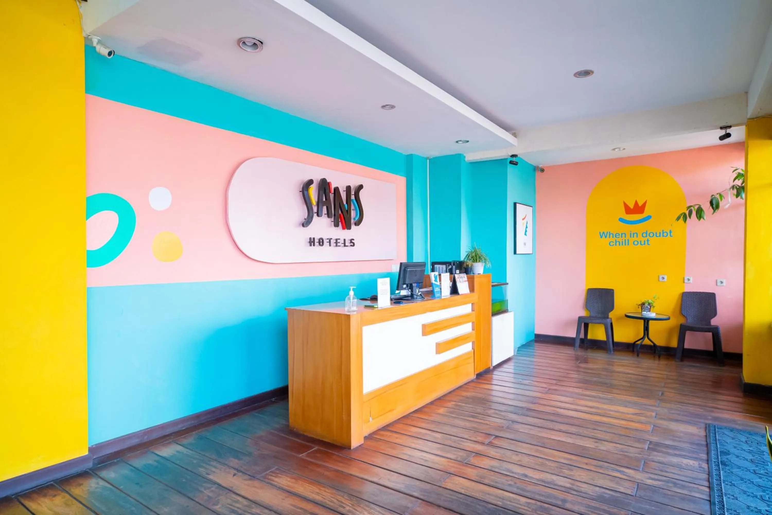 Lobby or reception in Sans Hotel Zam-Zam Syariah Palangkaraya