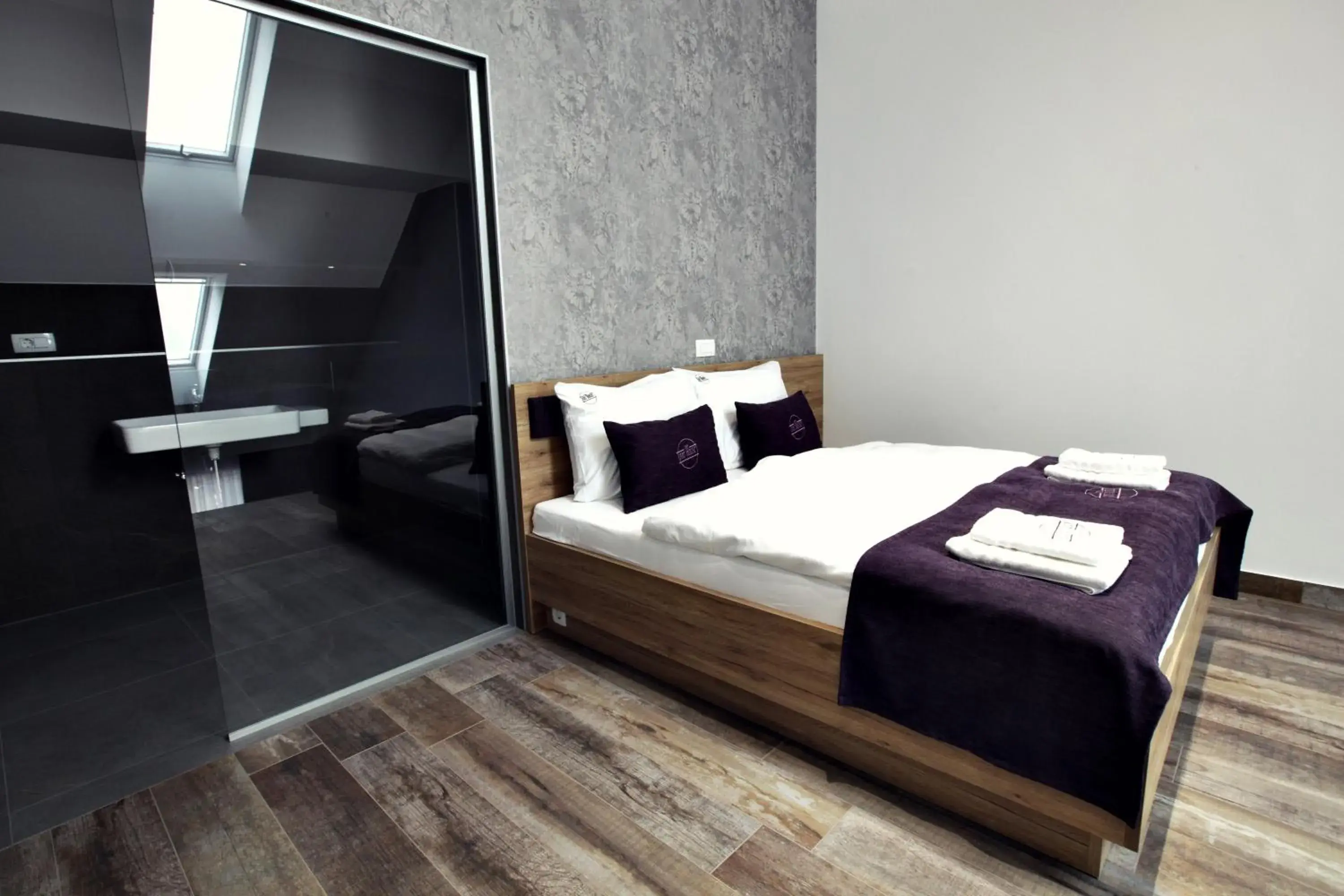 Bed in Apartments The Art House Bed in Apartments The Art House