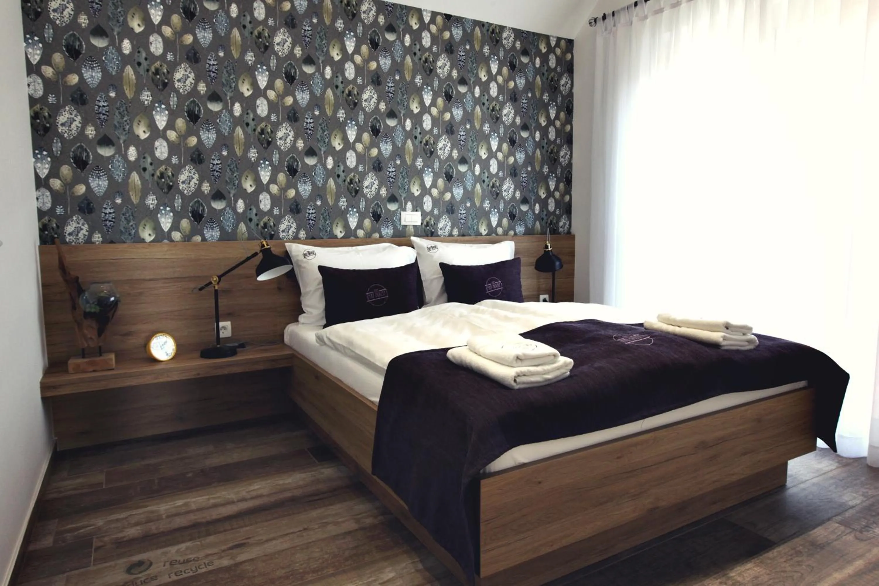 Bed in Apartments The Art House