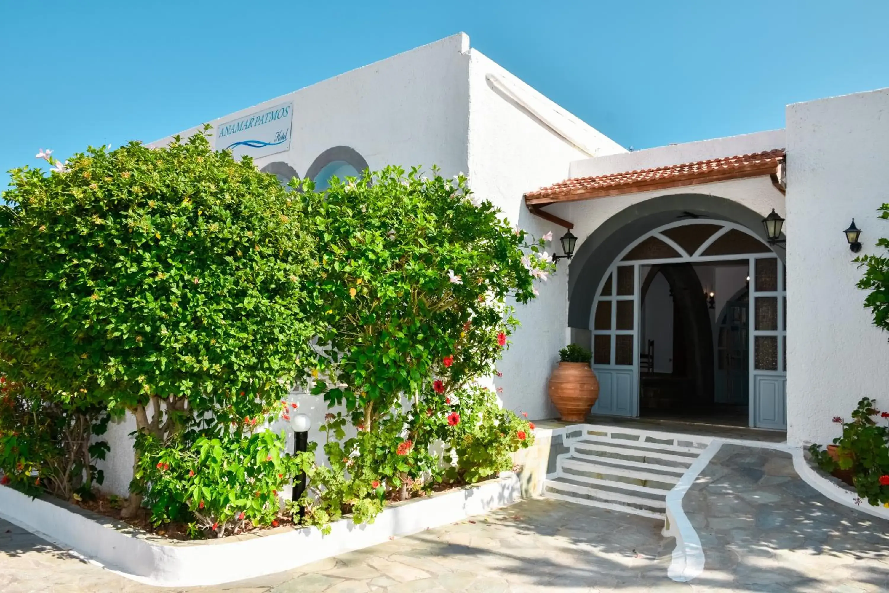 Property building in Anamar Patmos Property building in Anamar Patmos