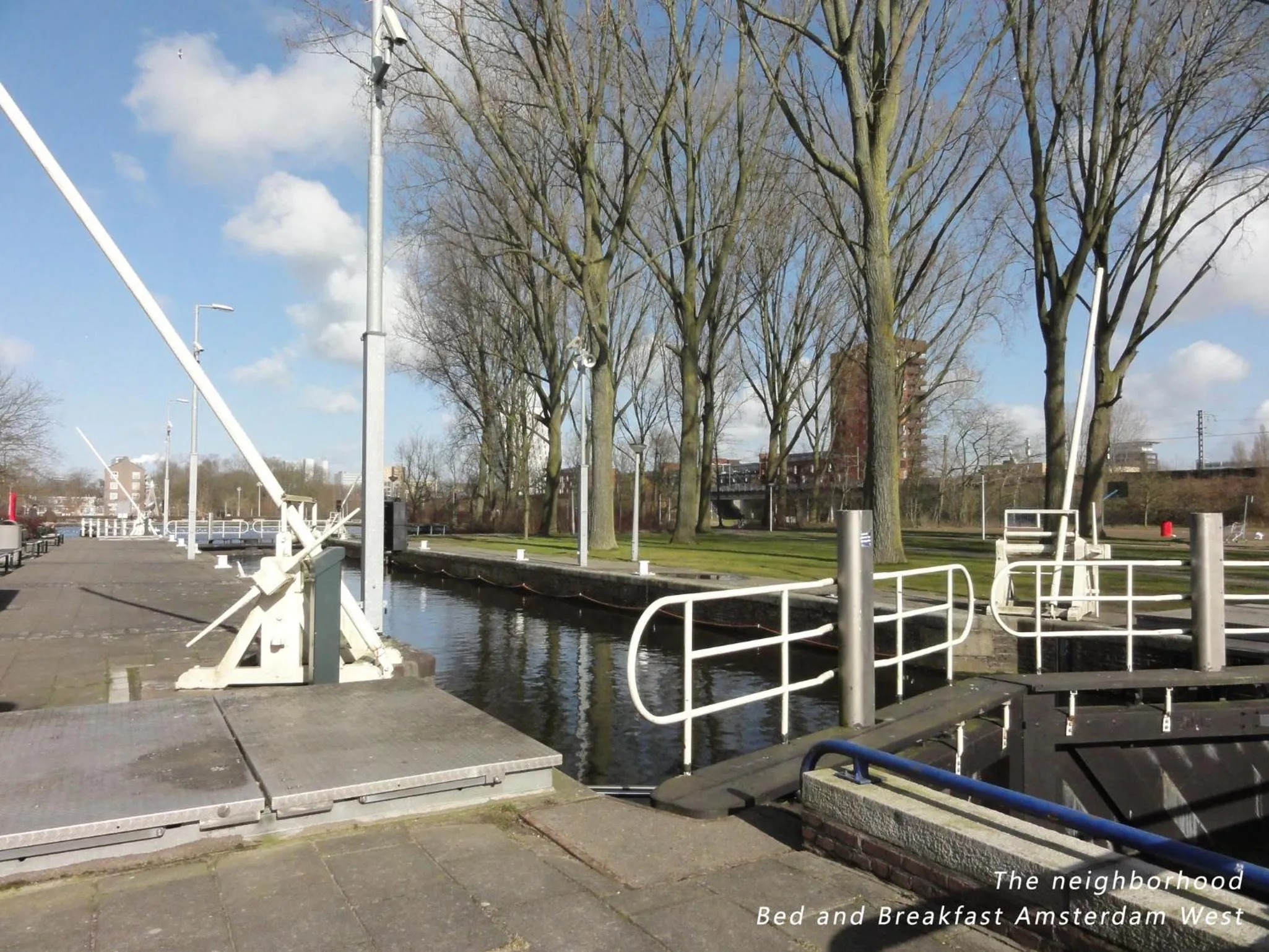 Area and facilities in Bed and Breakfast Amsterdam West