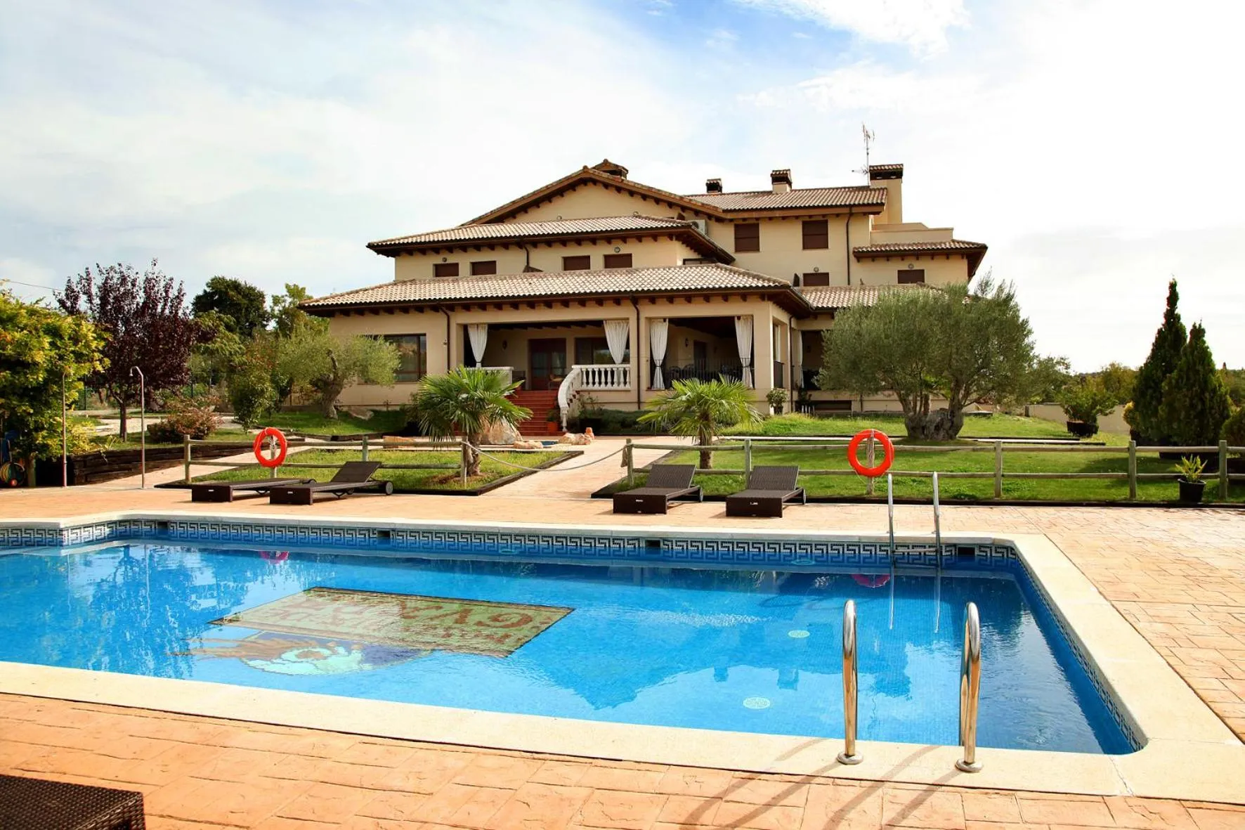 Garden in Hostería de Guara