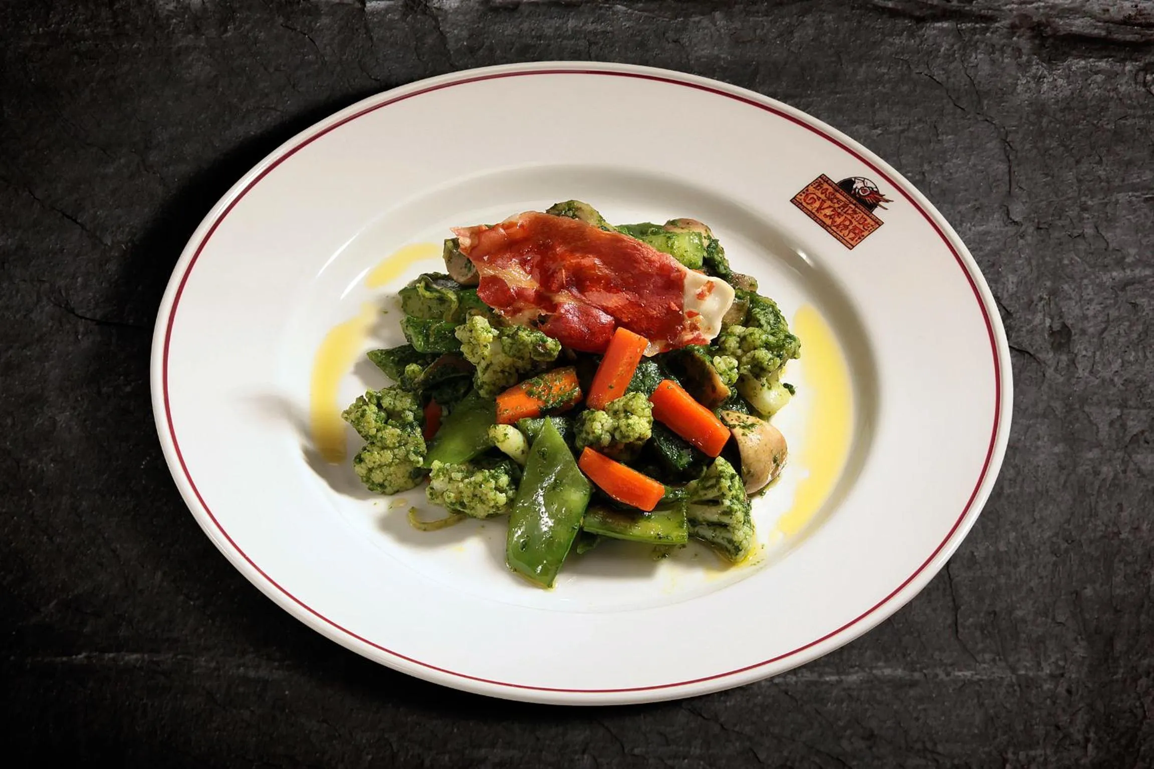 Food and drinks in Hostería de Guara