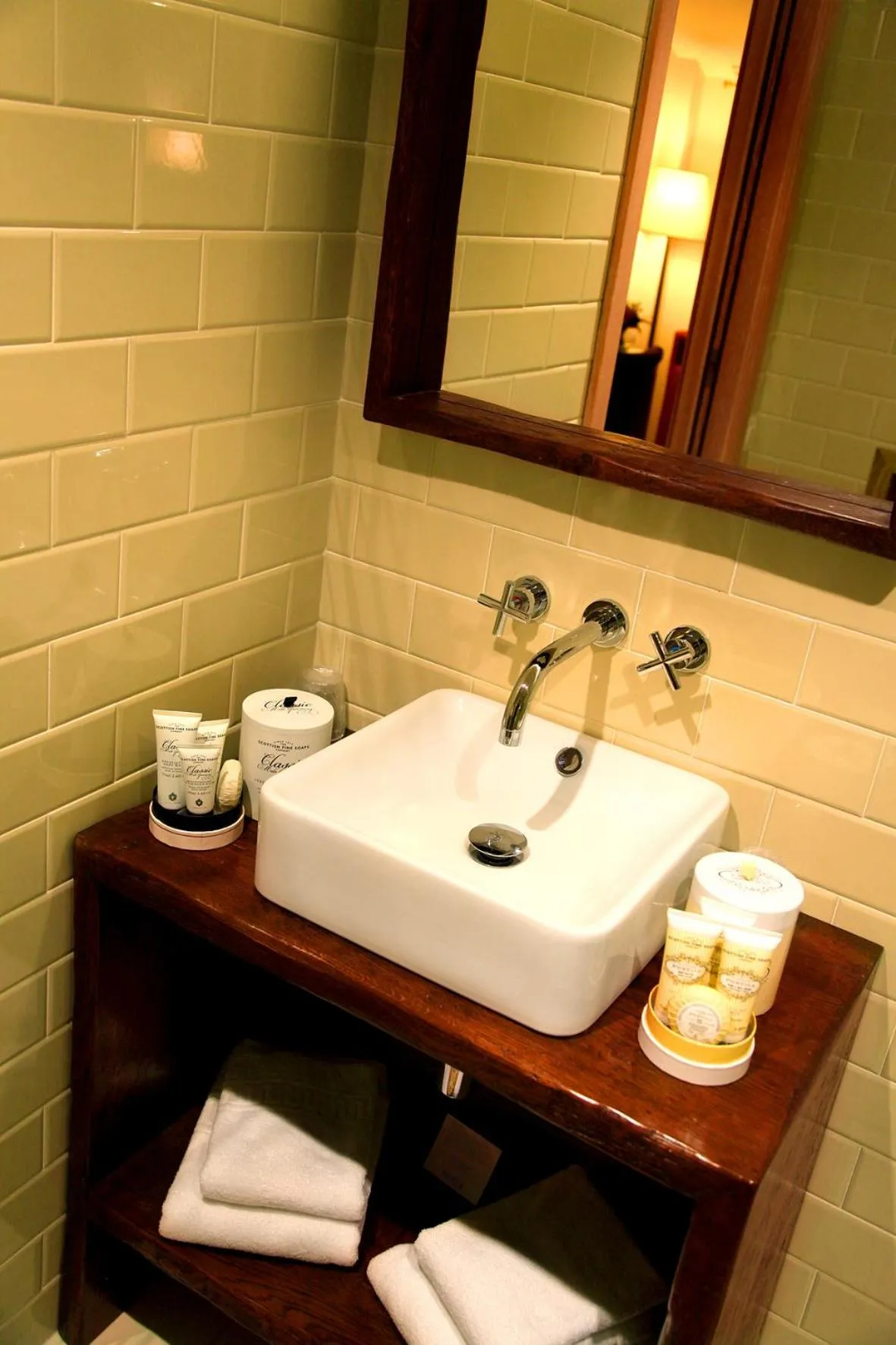 Property building in Hostería de Guara