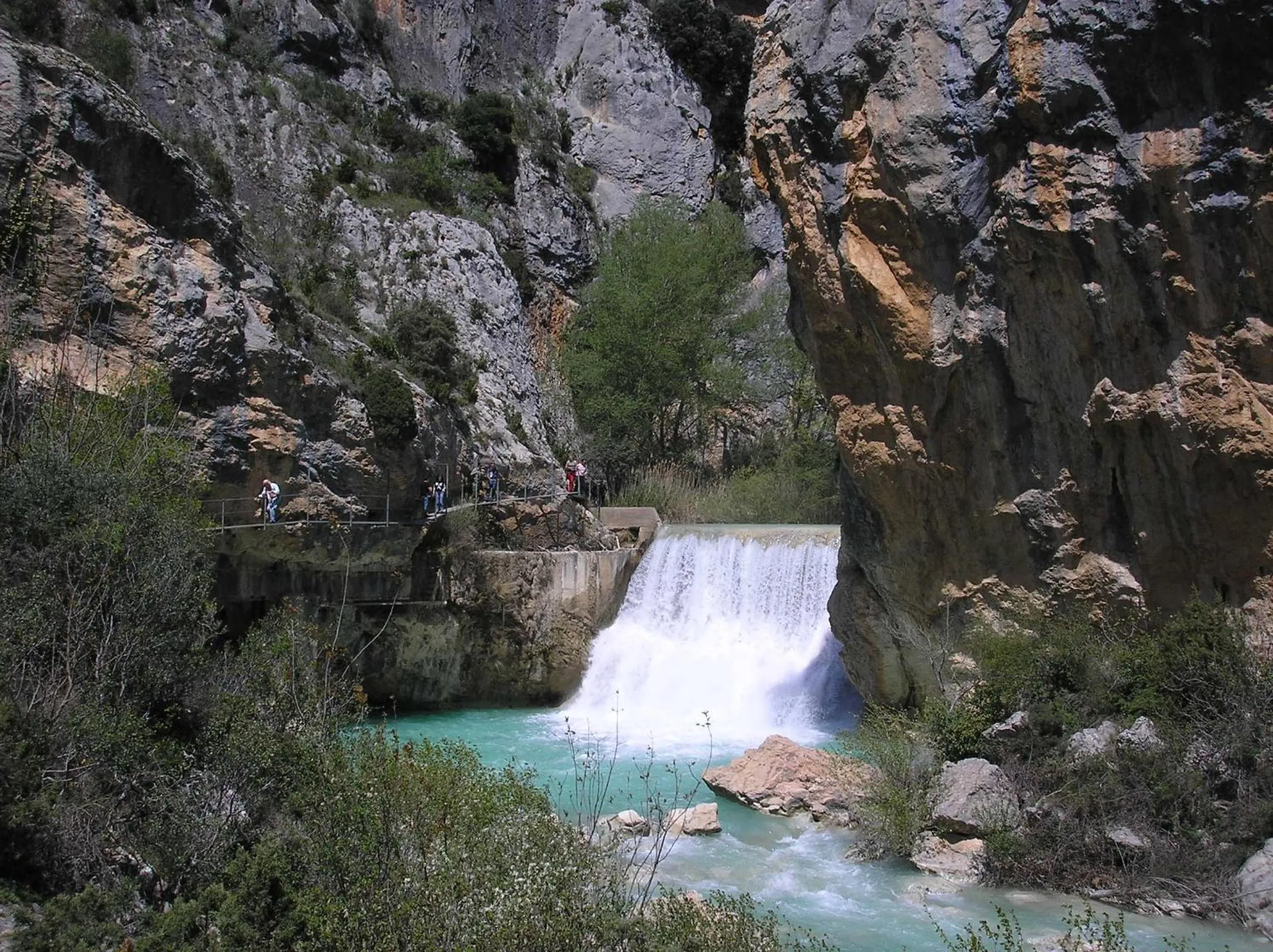 Area and facilities in Hostería de Guara