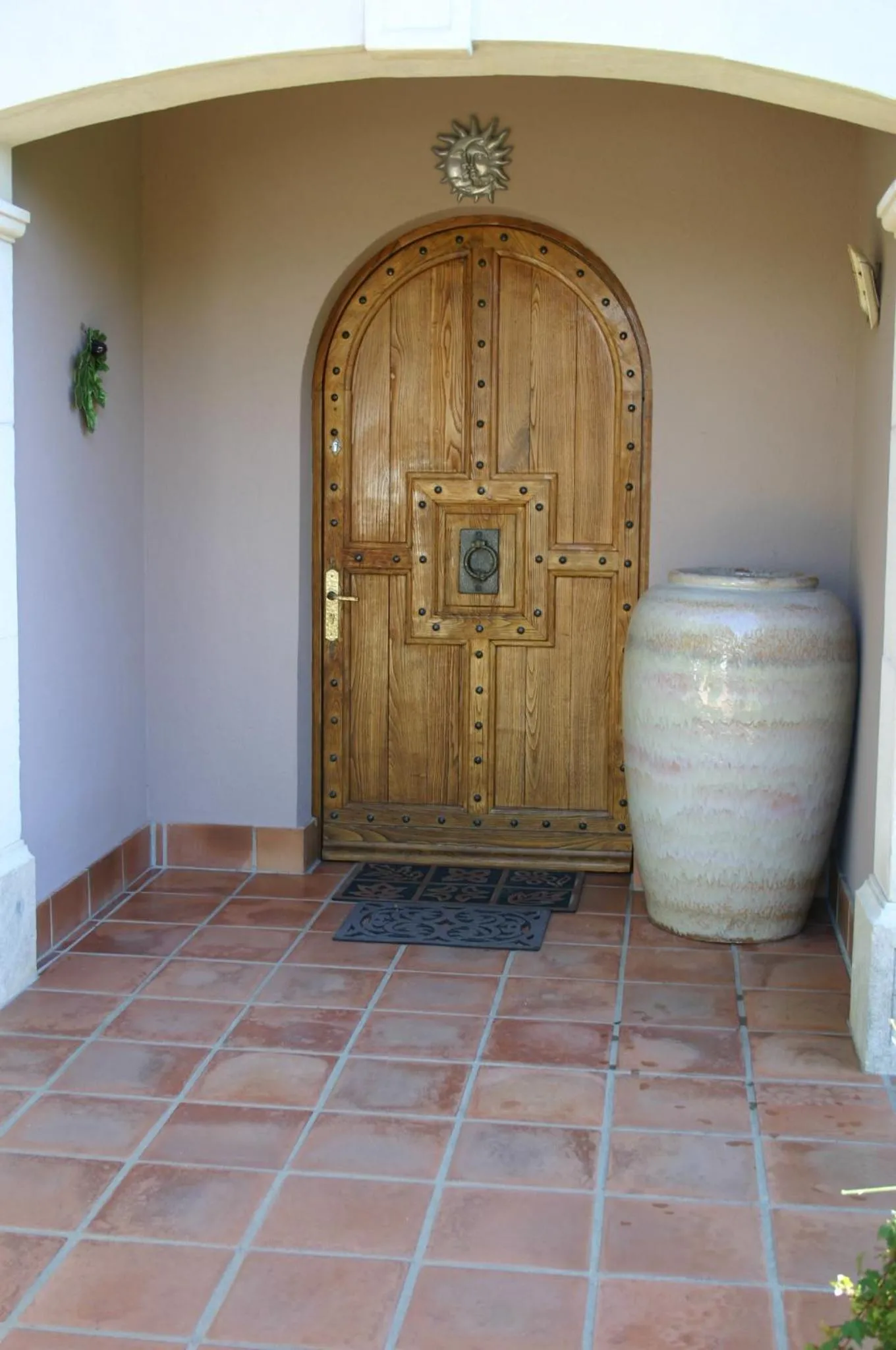 Facade/entrance in Villa Alizée B&B