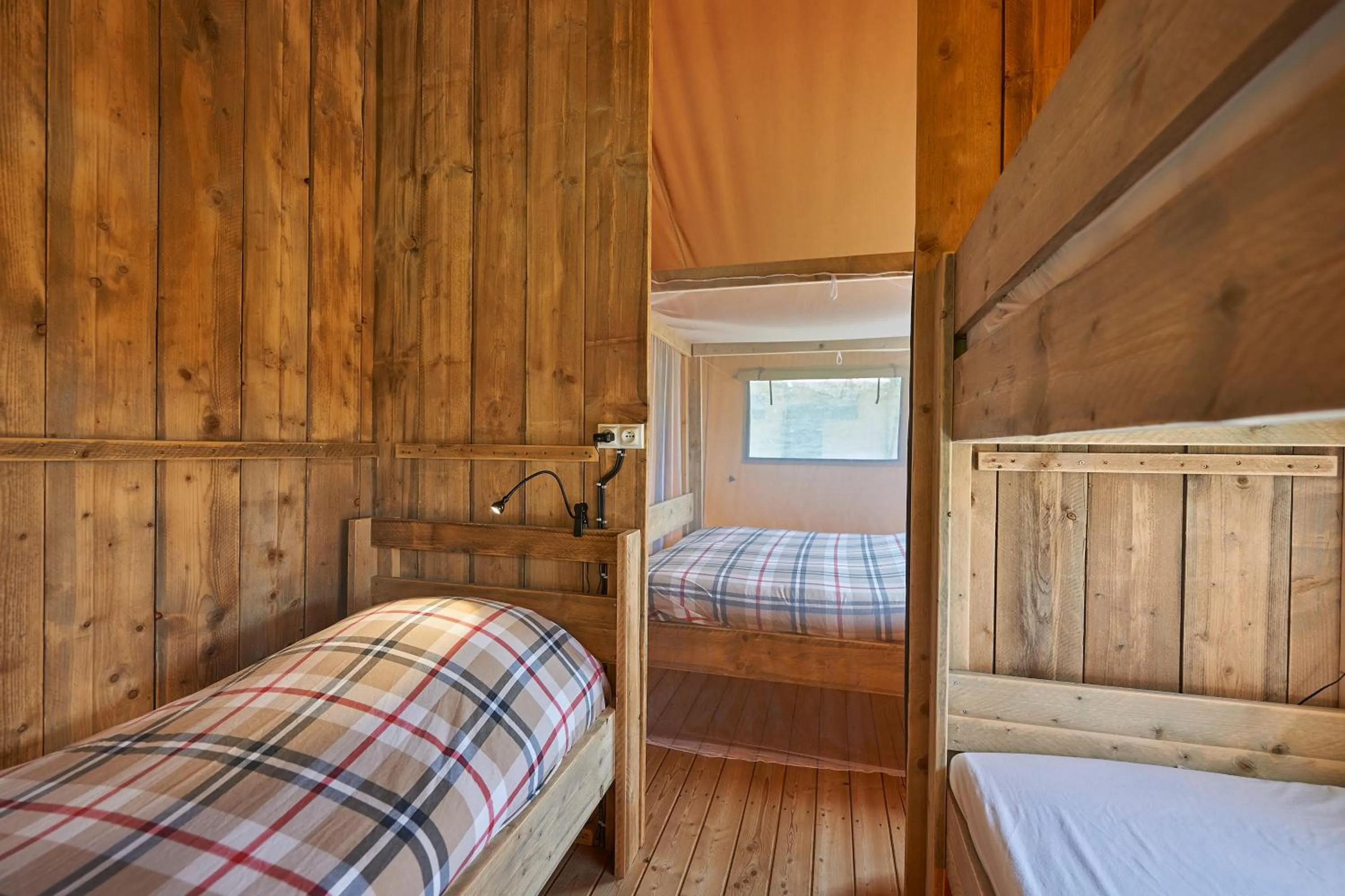 Bed in Village de Montmarsis
