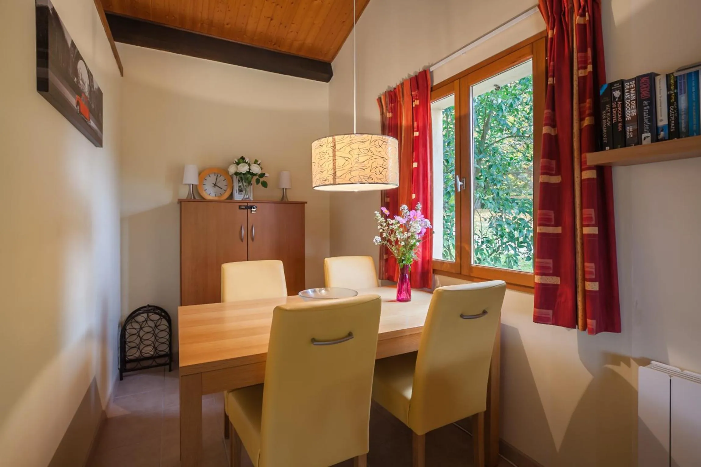 Dining area in Village de Montmarsis