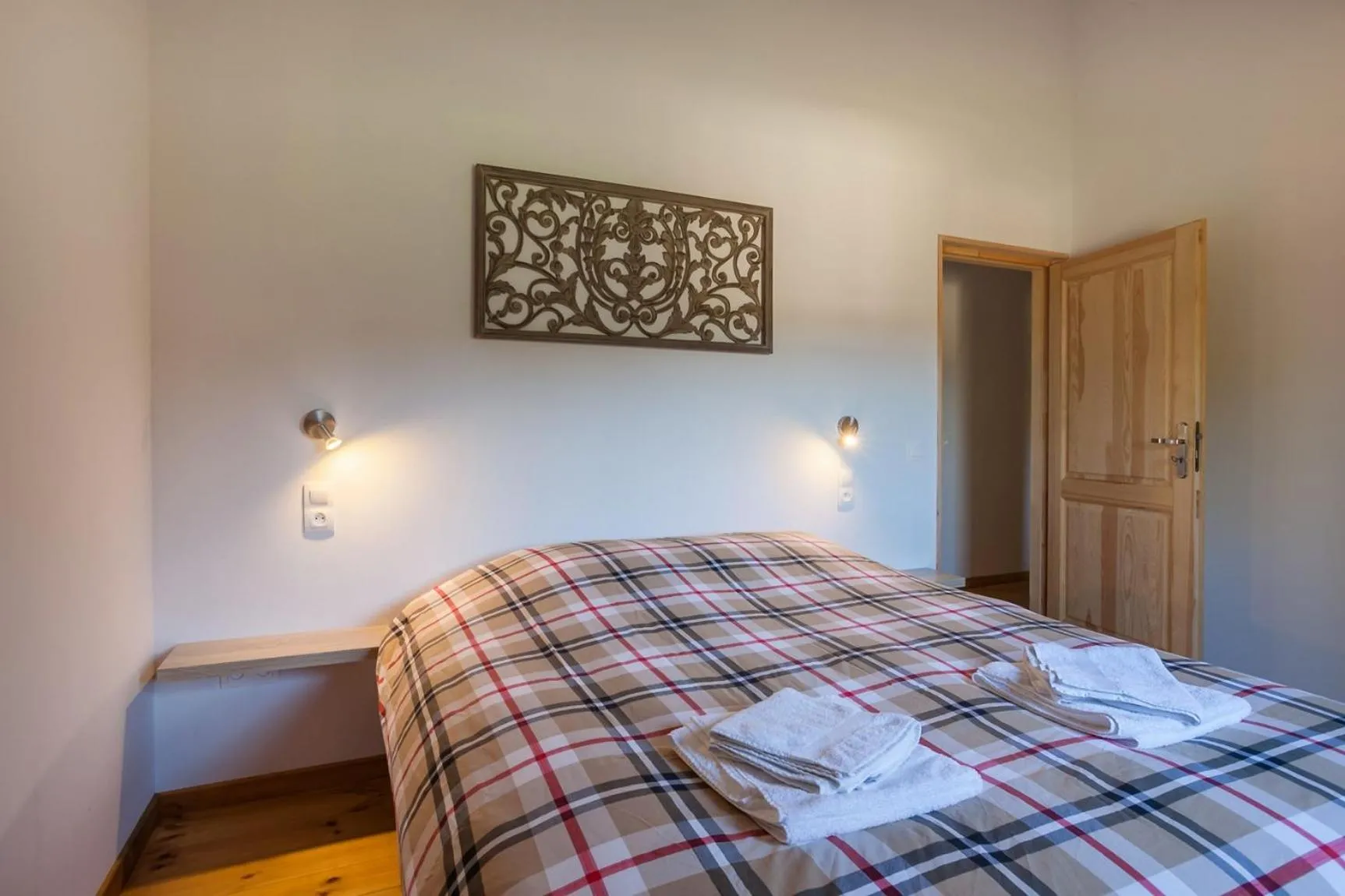 Bed in Village de Montmarsis