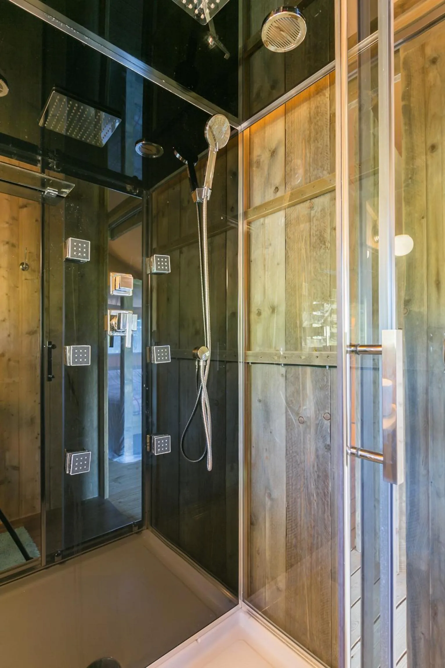 Bathroom in Village de Montmarsis