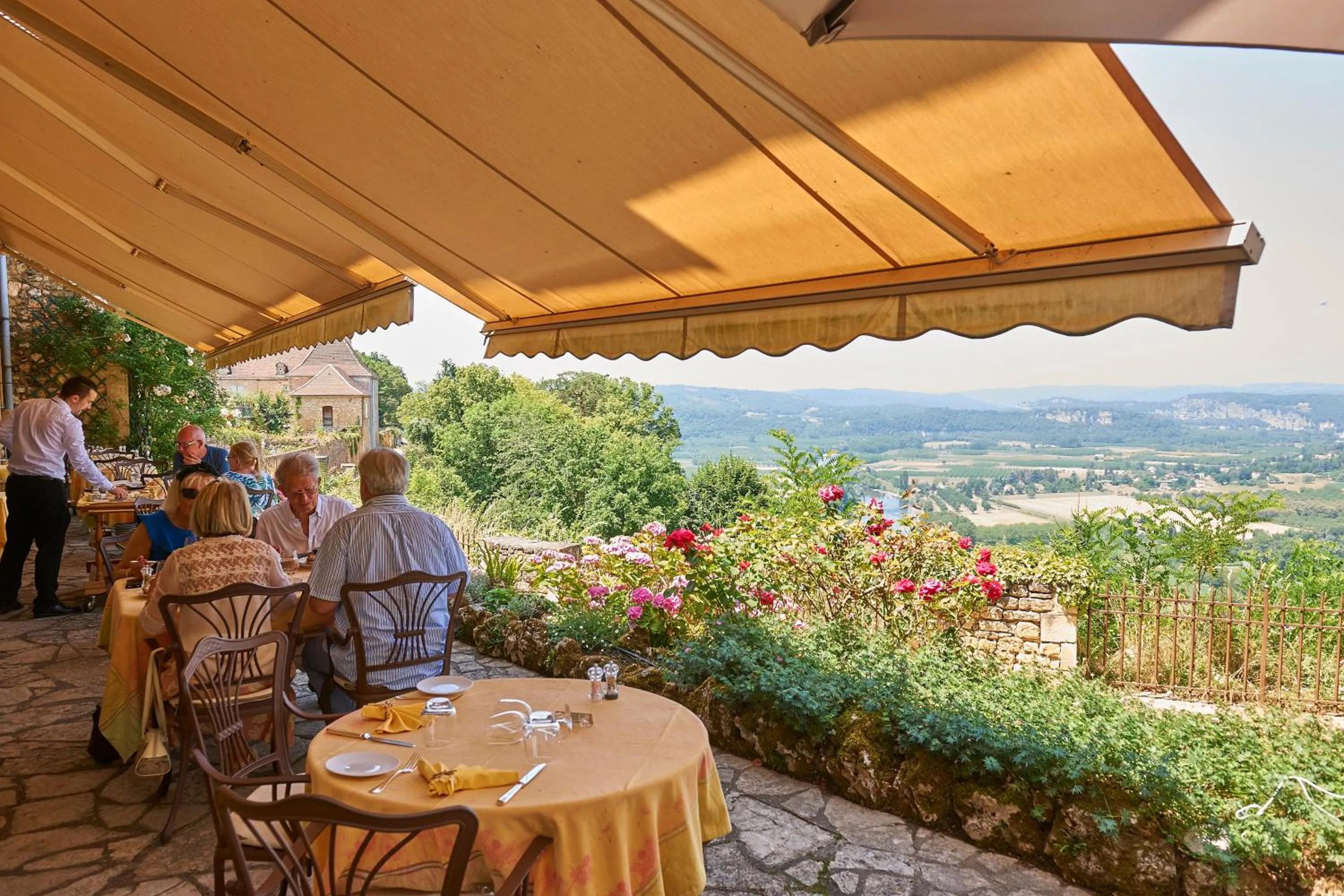Patio in Village de Montmarsis