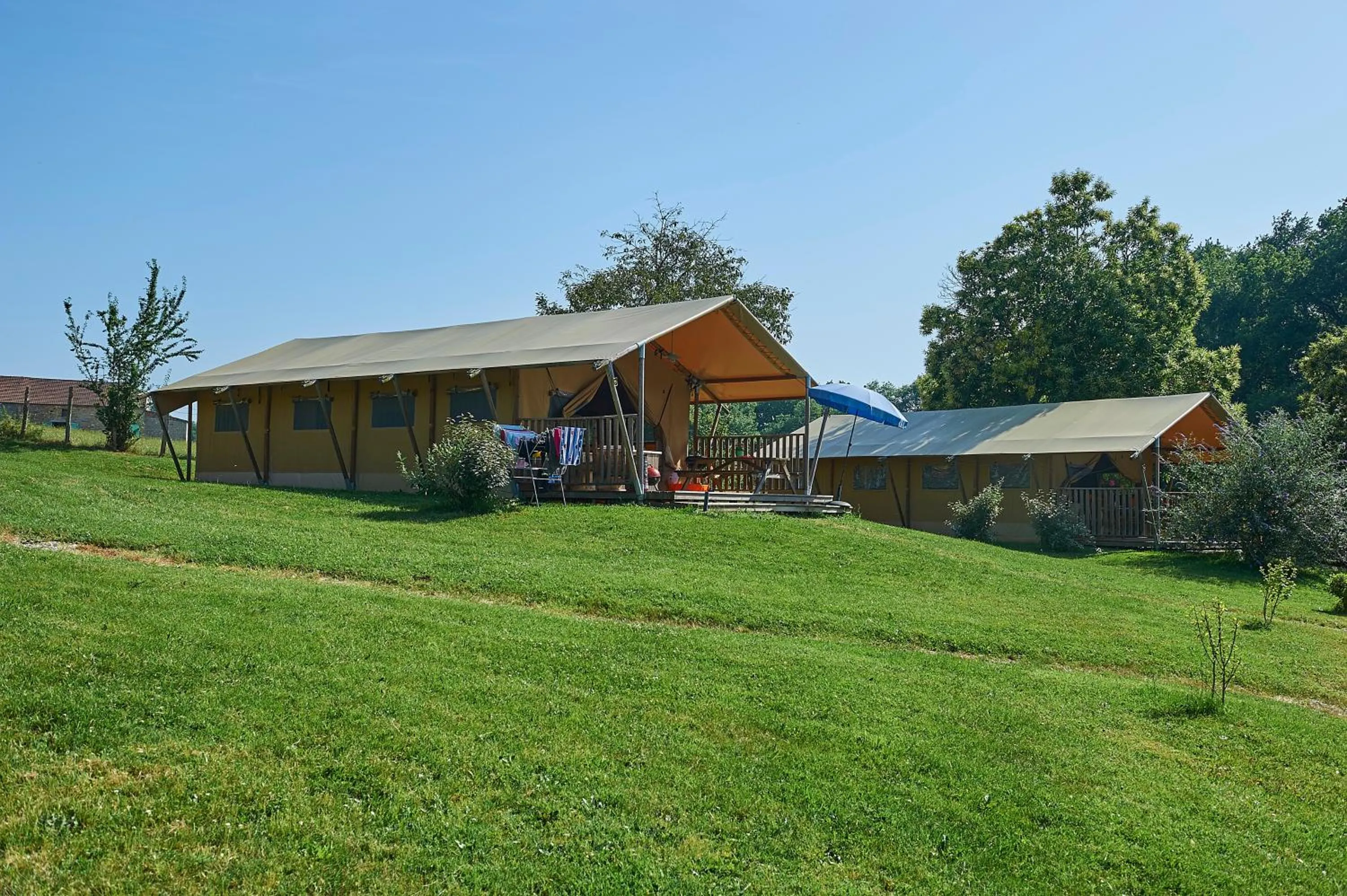 Property building in Village de Montmarsis