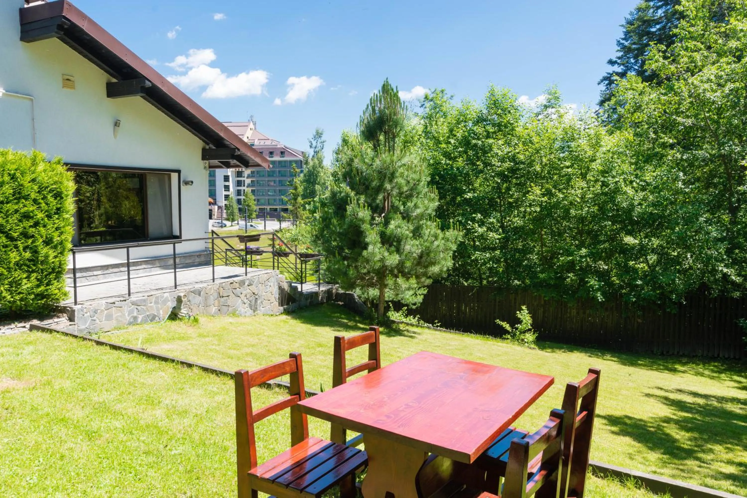 Garden in Vila Hera Luxury