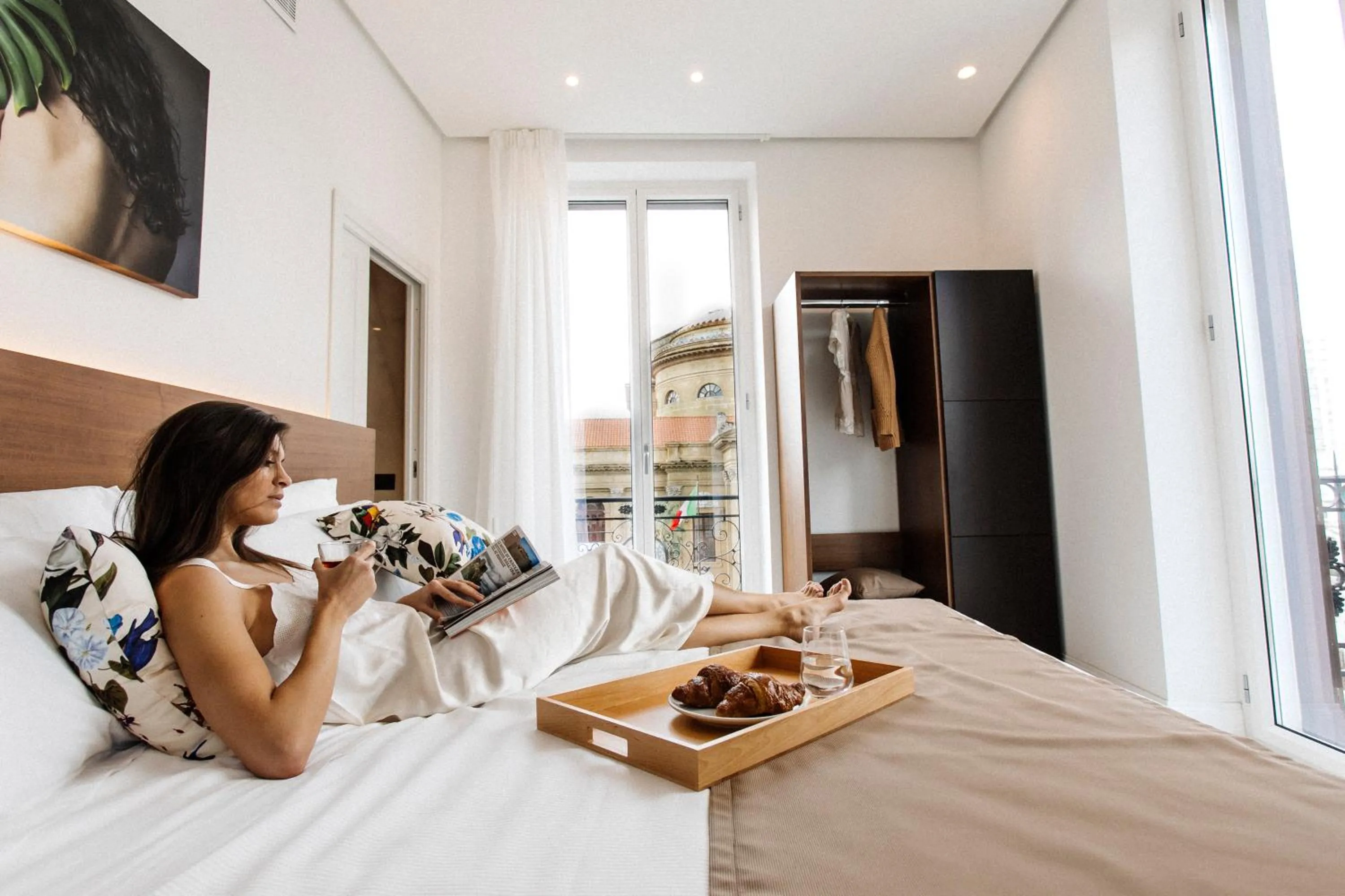 Bedroom, Bed in Palazzo Sovrana Serviced Luxury Apartments