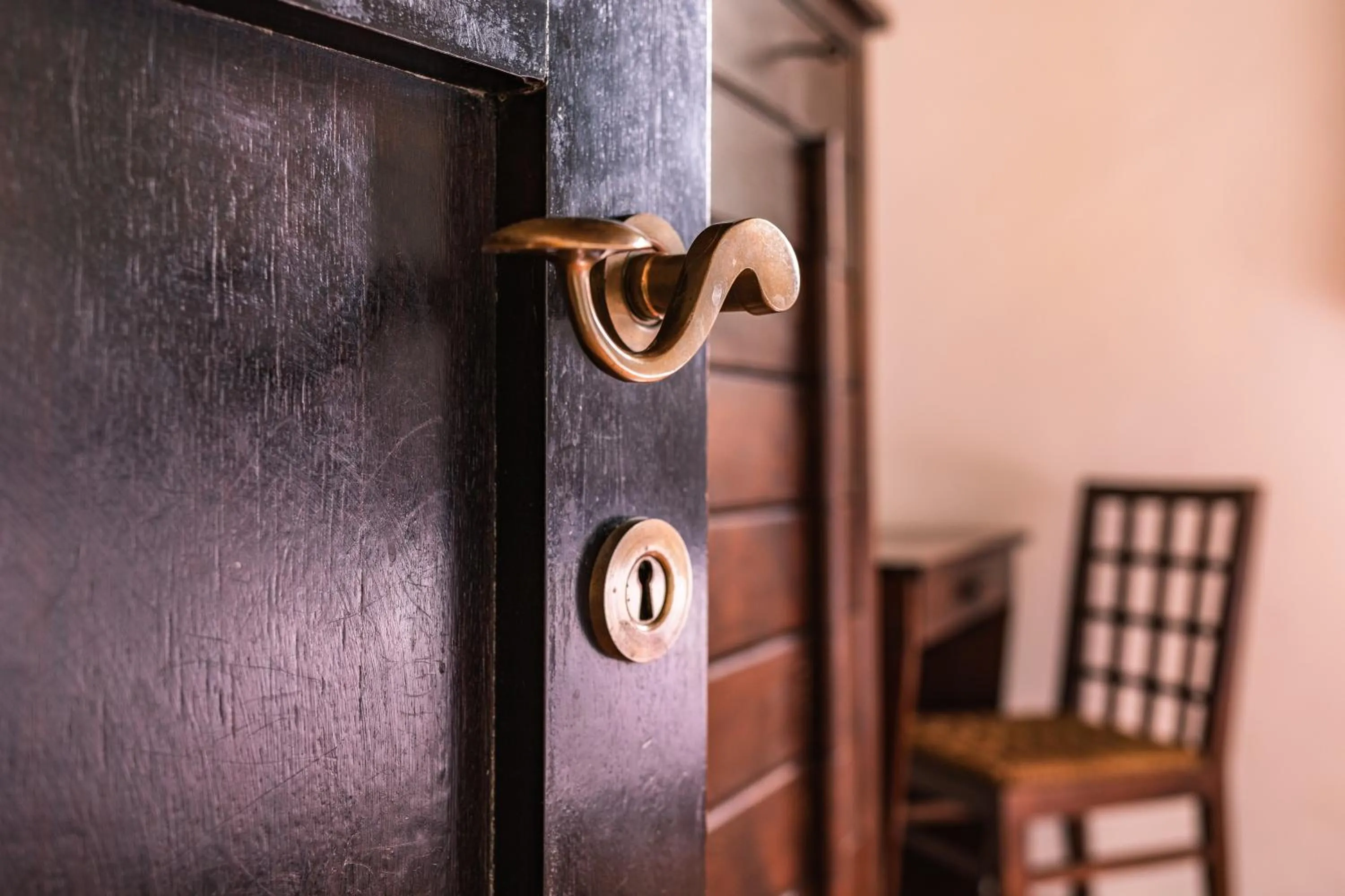 Decorative detail in CasaLeTolfe Residence