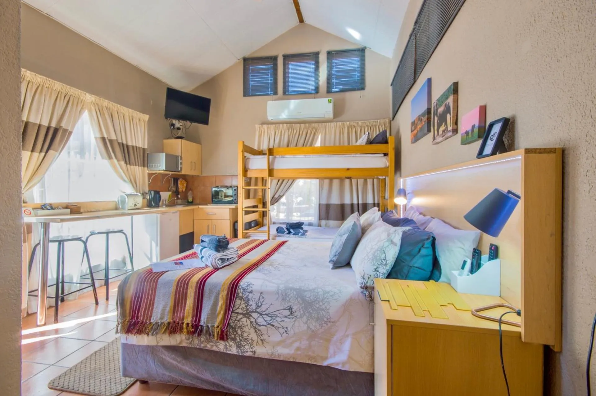 Family Room with Bathroom in Marle' Lodge