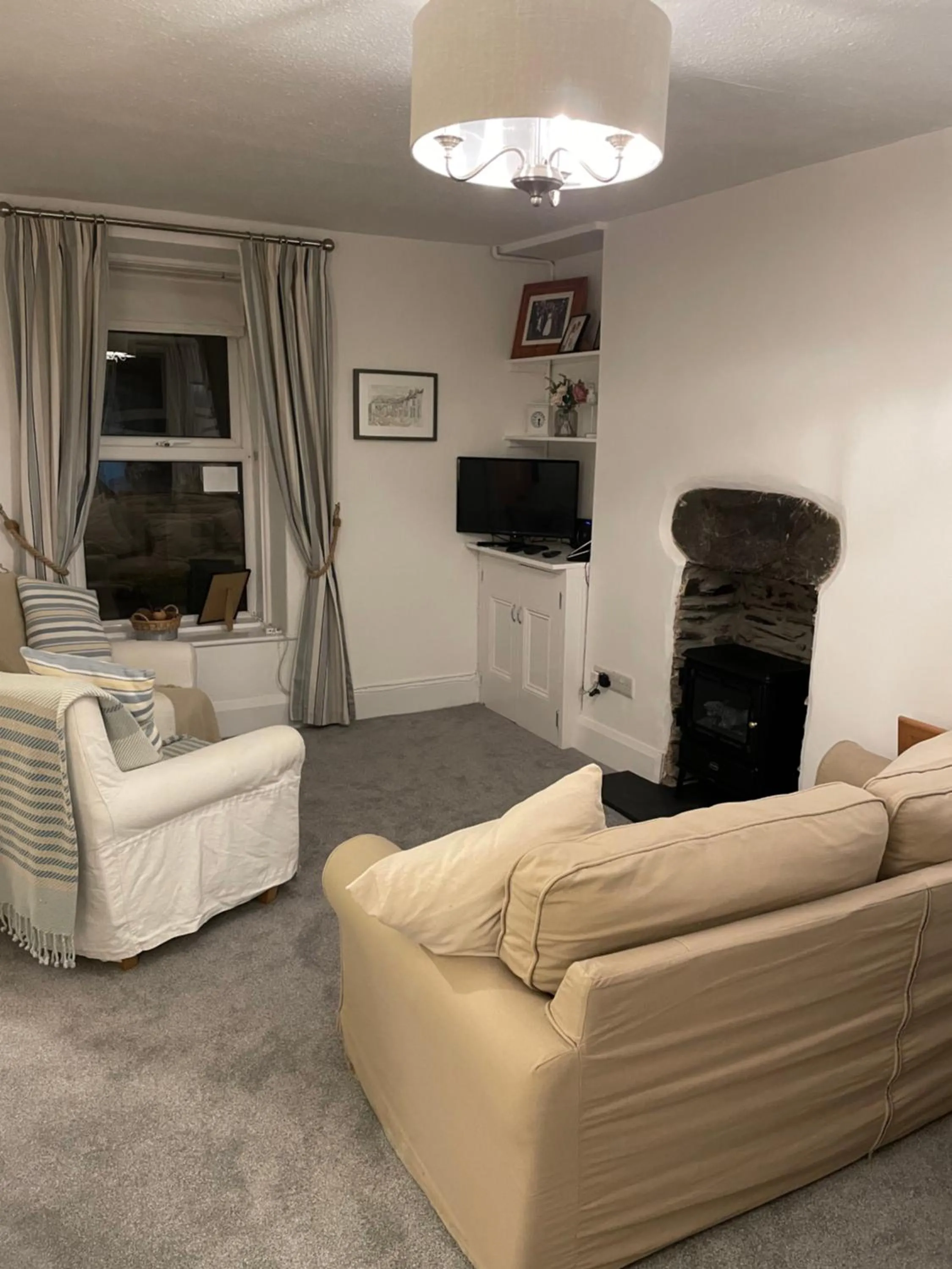 7 Mersey Street, Borth-y-Gest