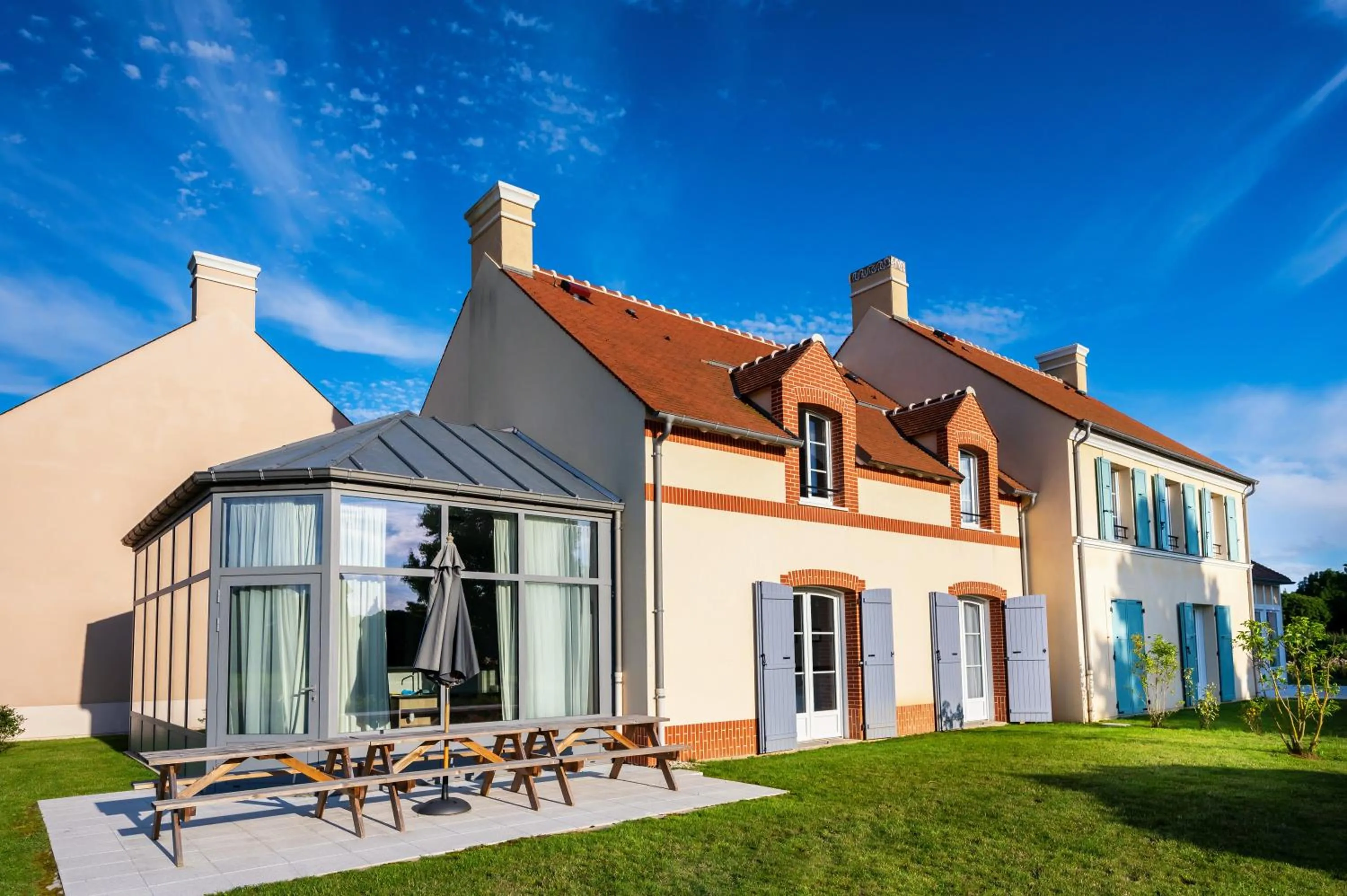 Property building in Staycity Aparthotels near Disneyland Paris