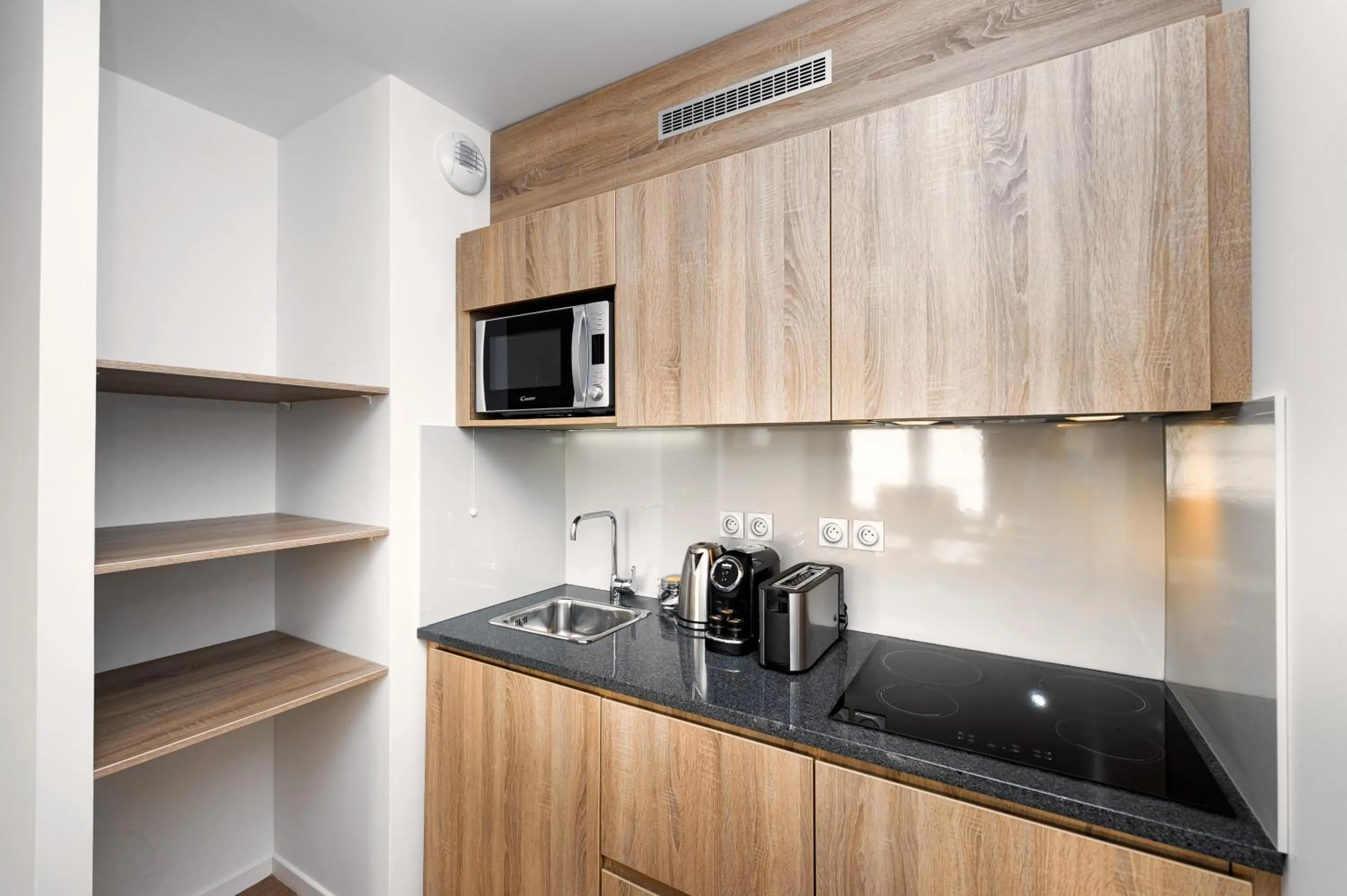 Coffee/tea facilities in Staycity Aparthotels near Disneyland Paris