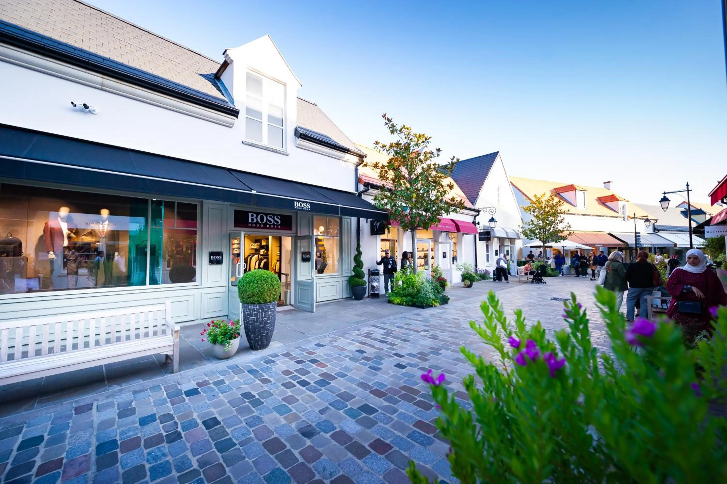 Shopping Area in Staycity Aparthotels near Disneyland Paris