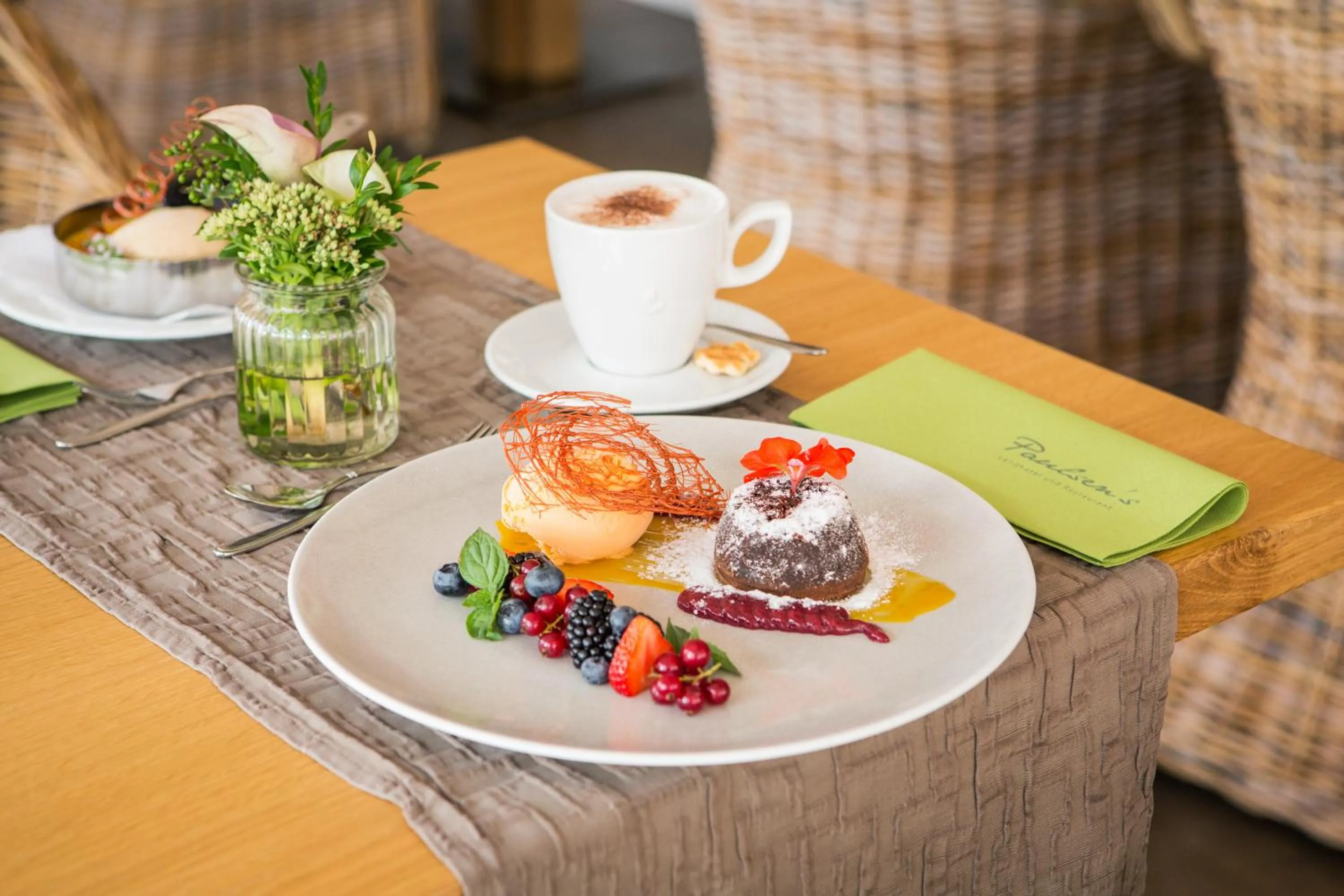 Food and drinks in Paulsen's Landhotel und Restaurant